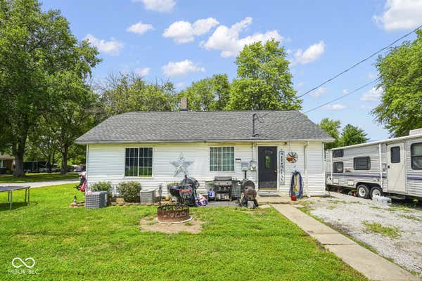 8375 PUTNAM ST, STILESVILLE, IN 46180, photo 3 of 38