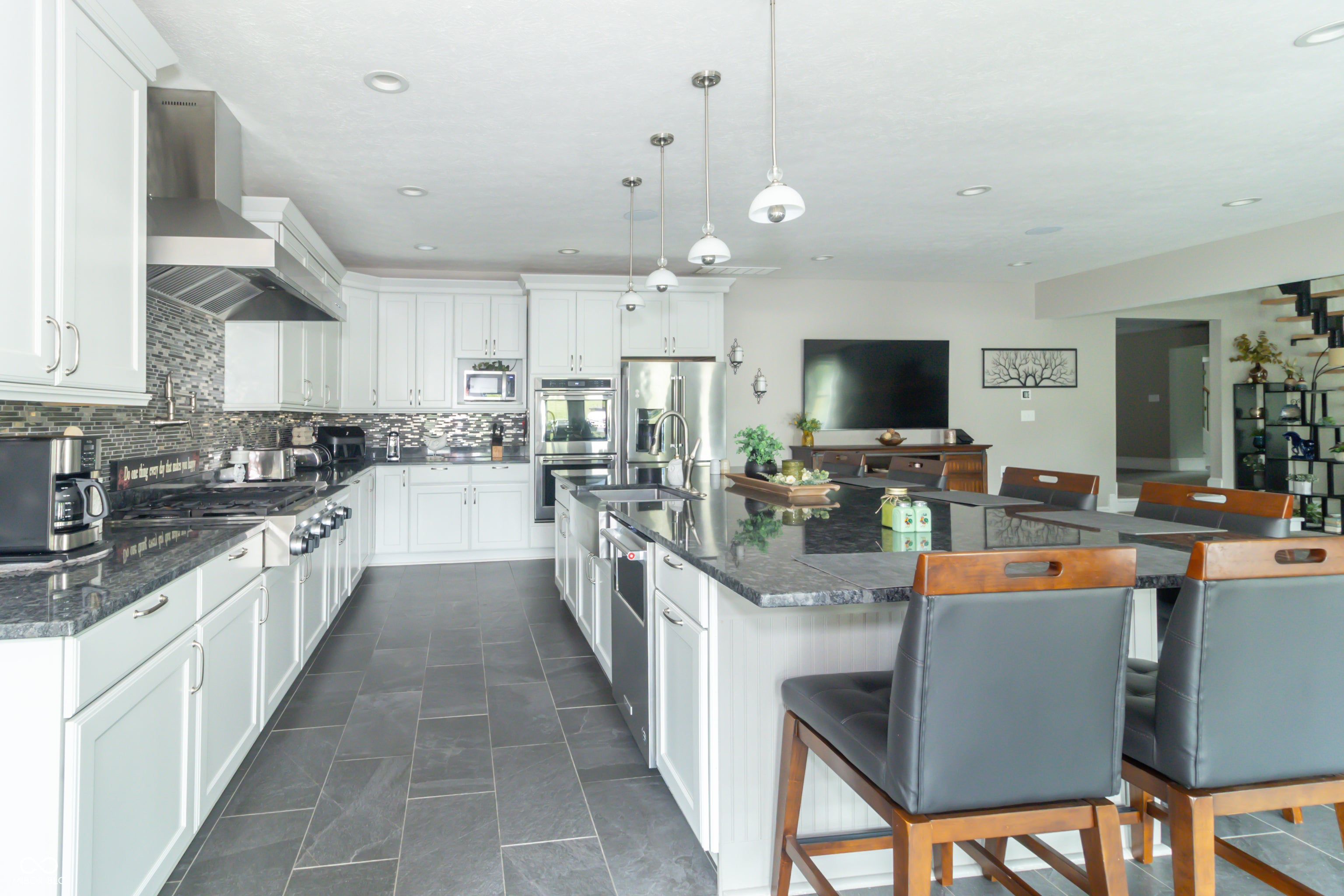 Markleville, Indiana, 46056, United States, 4 Bedrooms Bedrooms, ,5 BathroomsBathrooms,Residential,Active,1942389