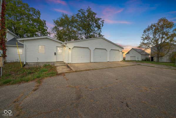 445 S 420 W, COVINGTON, IN 47932, photo 2 of 31