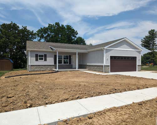 2 DOE CREEK CIR, CLOVERDALE, IN 46120 - Image 1