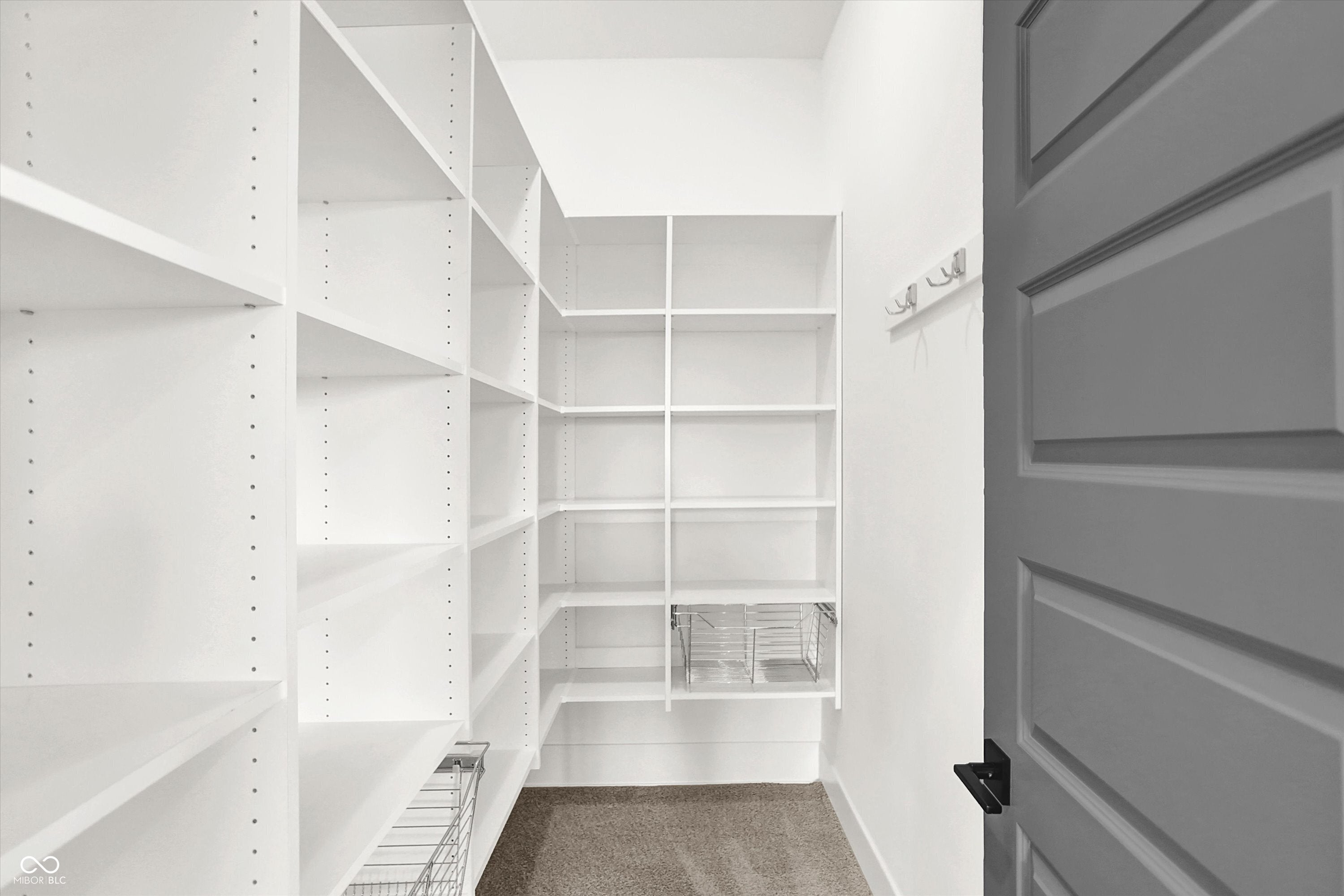 Zionsville, Indiana, 46077, United States, 4 Bedrooms Bedrooms, ,4 BathroomsBathrooms,Residential,Active,2008721