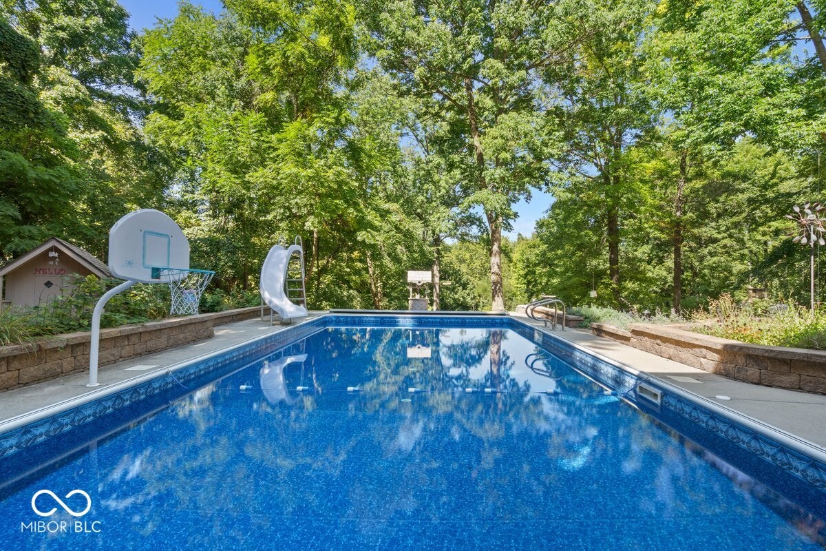 Fishers, Indiana, 46040, United States, 6 Bedrooms Bedrooms, ,4 BathroomsBathrooms,Residential,Active,1960162