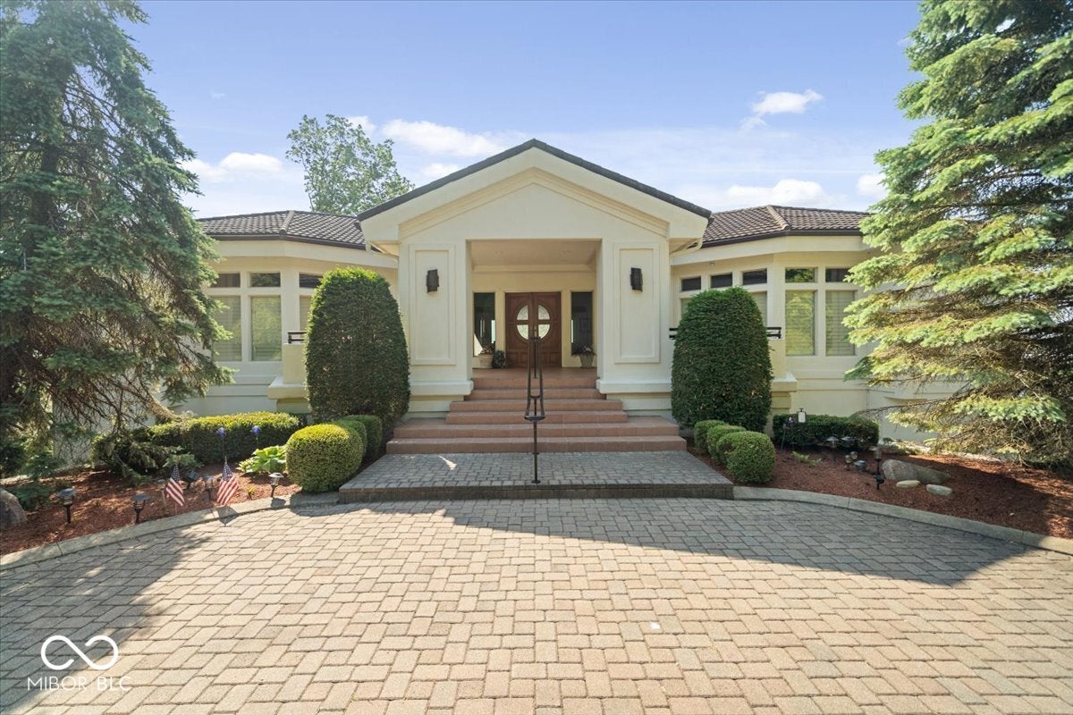 Indianapolis, Indiana, 46256, United States, 4 Bedrooms Bedrooms, ,7 BathroomsBathrooms,Residential,Active,1933721