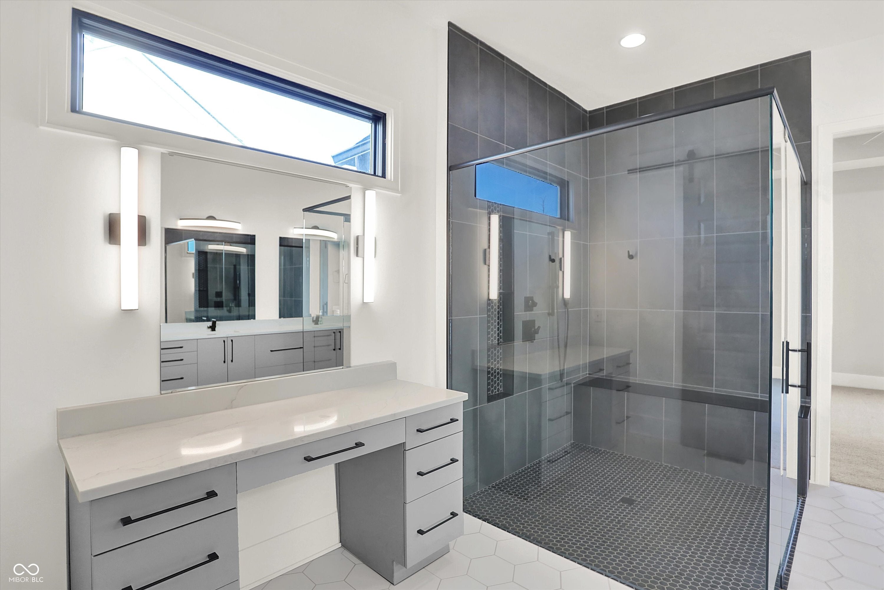 Zionsville, Indiana, 46077, United States, 4 Bedrooms Bedrooms, ,4 BathroomsBathrooms,Residential,Active,2008721