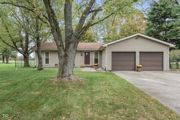 5555 ARROWHEAD DR, GREENFIELD, IN 46140 - Image 1