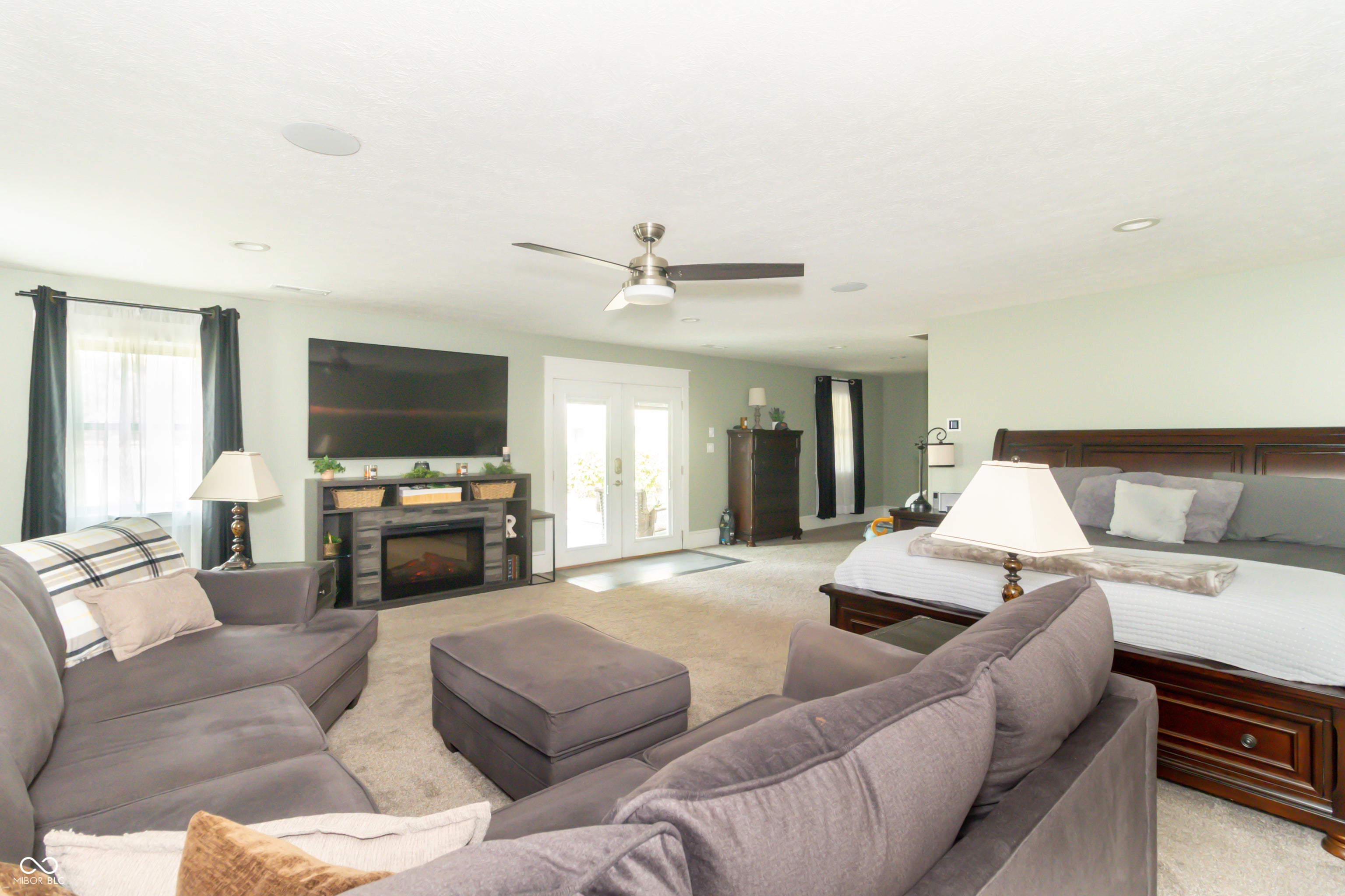 Markleville, Indiana, 46056, United States, 4 Bedrooms Bedrooms, ,5 BathroomsBathrooms,Residential,Active,1942389