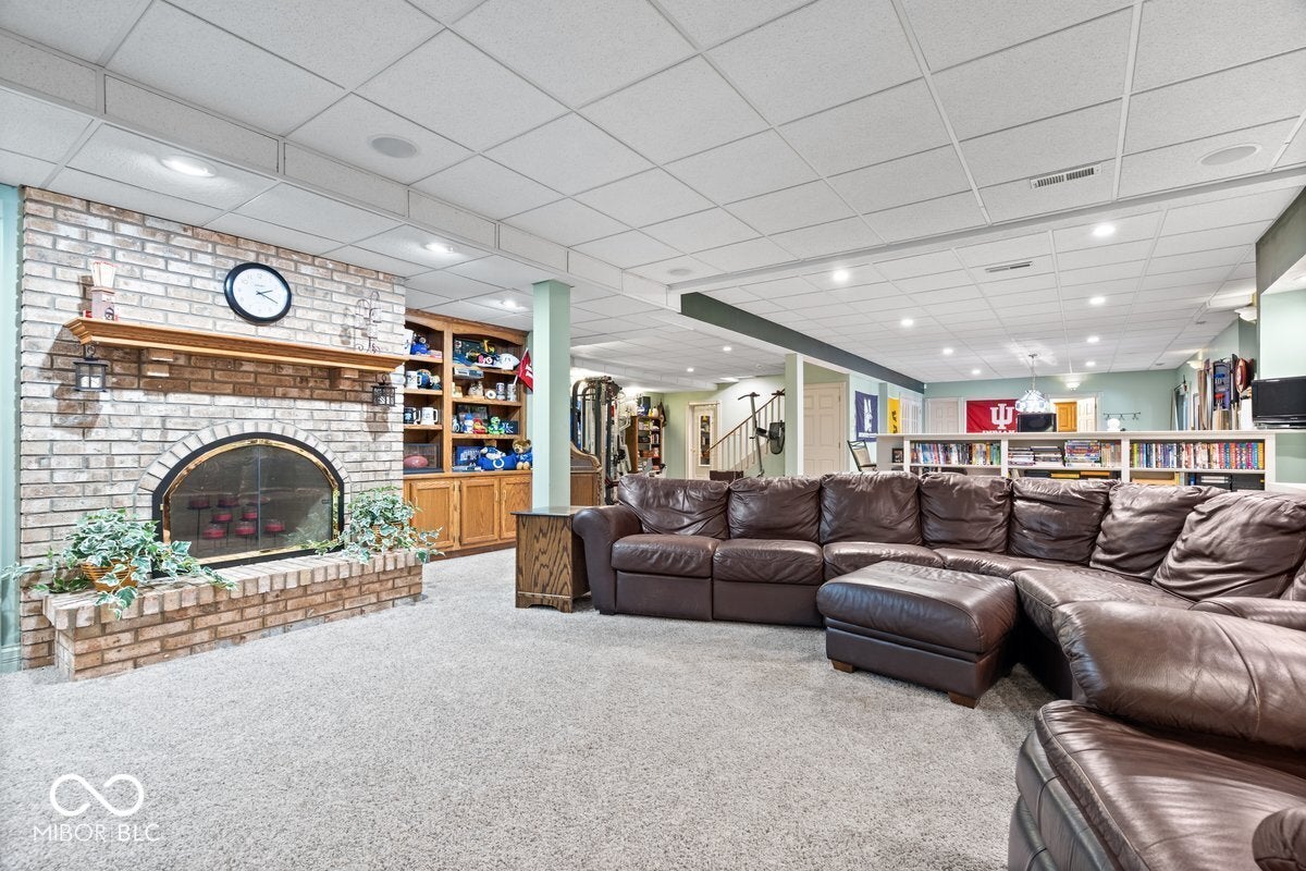 Fishers, Indiana, 46040, United States, 6 Bedrooms Bedrooms, ,4 BathroomsBathrooms,Residential,Active,1960162