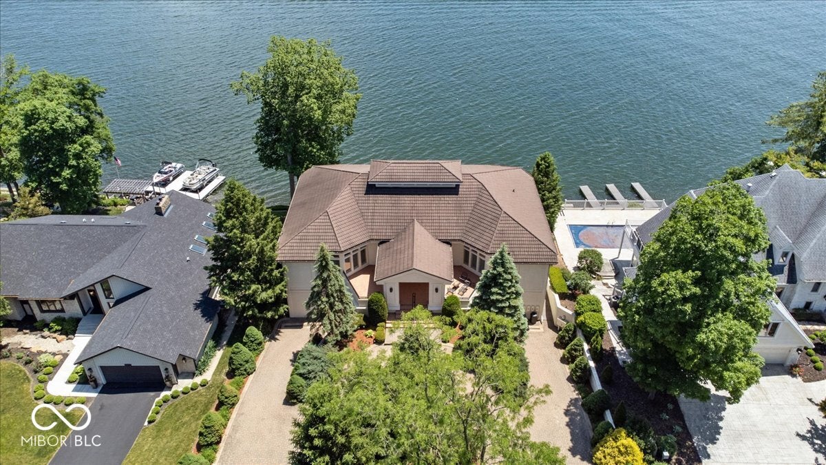 Indianapolis, Indiana, 46256, United States, 4 Bedrooms Bedrooms, ,7 BathroomsBathrooms,Residential,Active,1933721