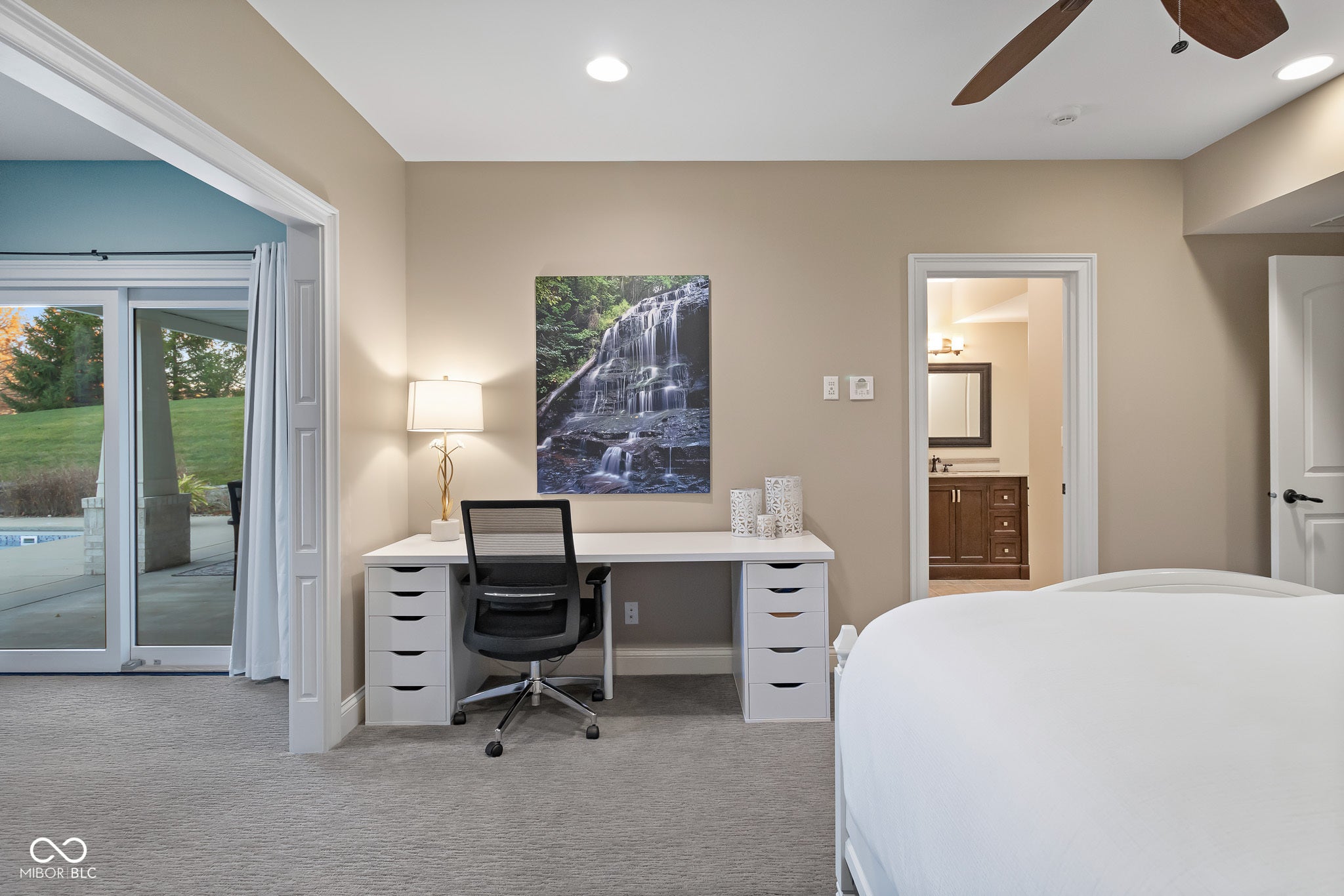 Columbus, Indiana, 47201, United States, 5 Bedrooms Bedrooms, ,5 BathroomsBathrooms,Residential,Active,1952761