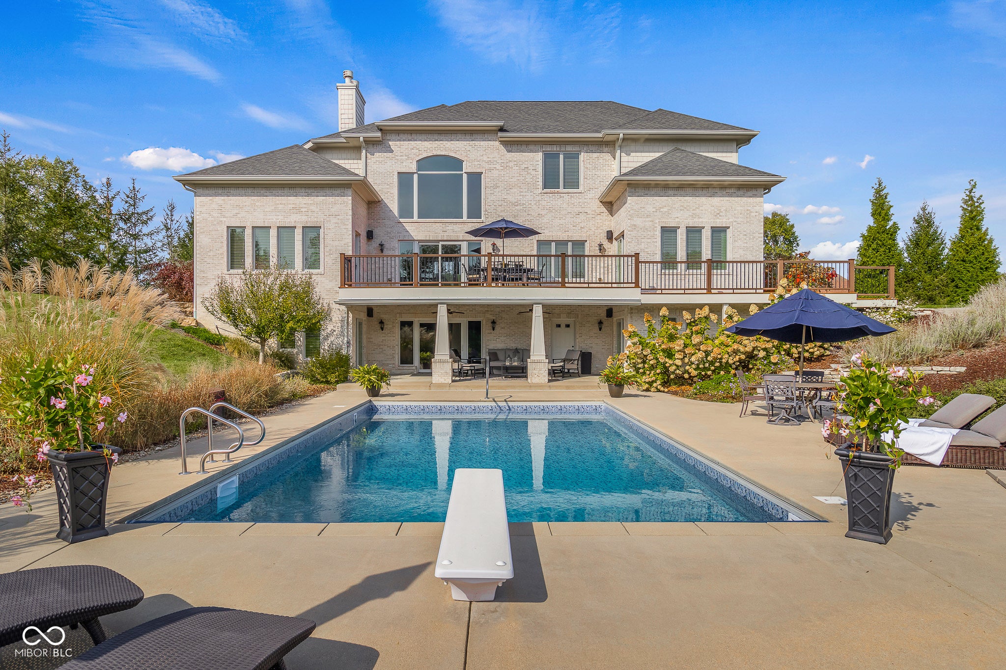 Columbus, Indiana, 47201, United States, 5 Bedrooms Bedrooms, ,5 BathroomsBathrooms,Residential,Active,1952761