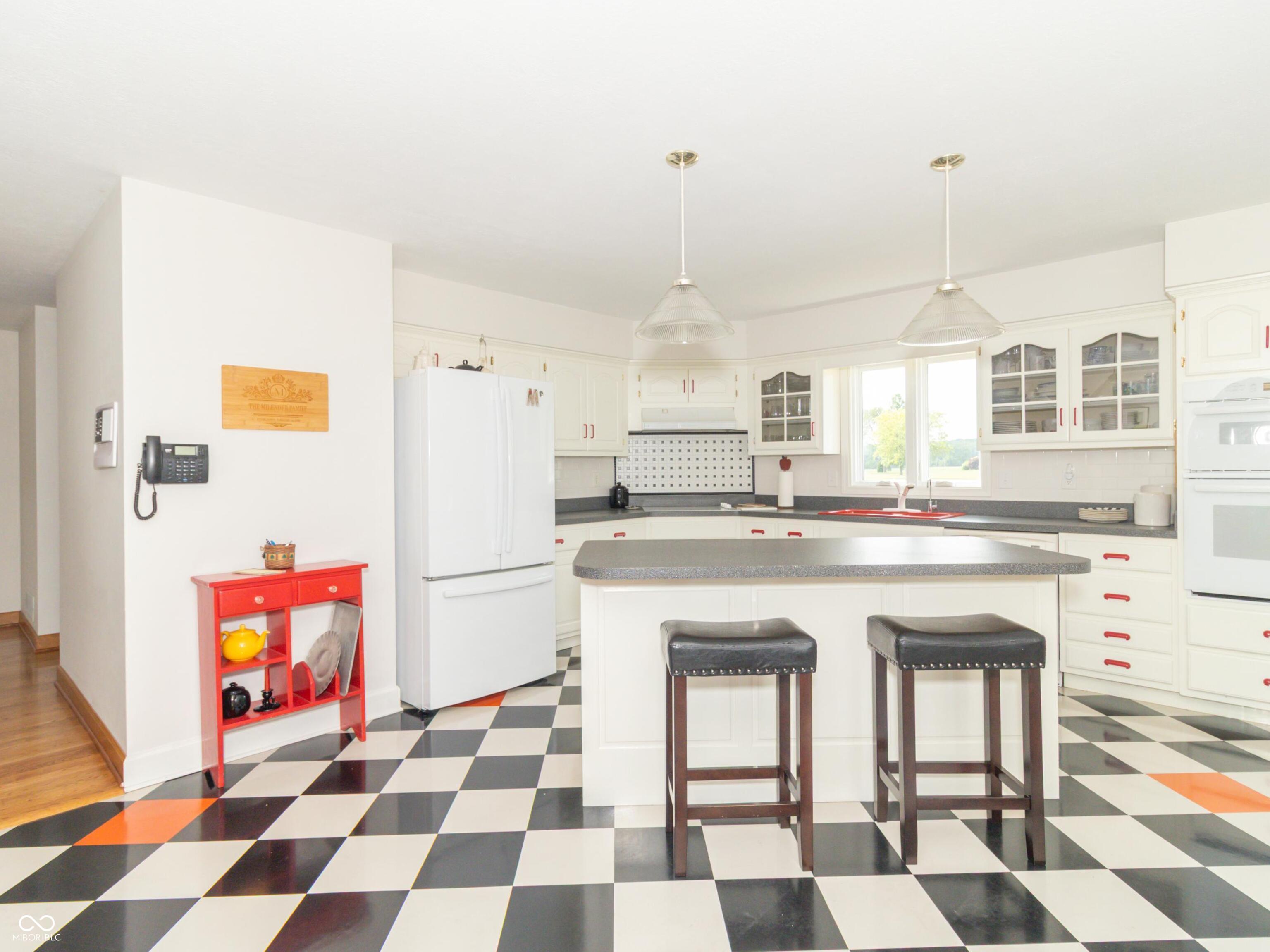 Greenfield, Indiana, 46140, United States, 5 Bedrooms Bedrooms, ,5 BathroomsBathrooms,Residential,Active,1871587