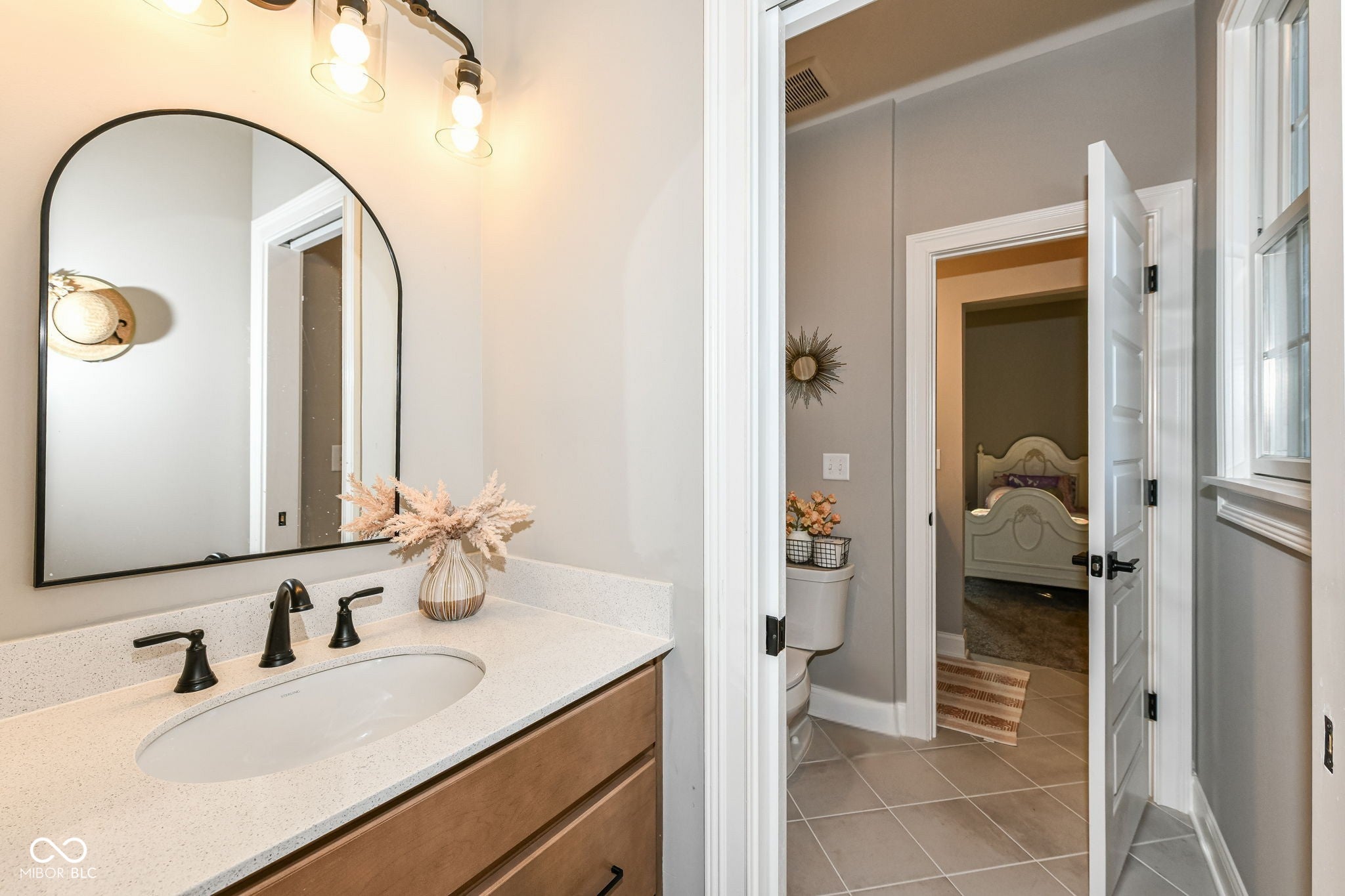 Fishers, Indiana, 46037, United States, 6 Bedrooms Bedrooms, ,5 BathroomsBathrooms,Residential,Active,1919071