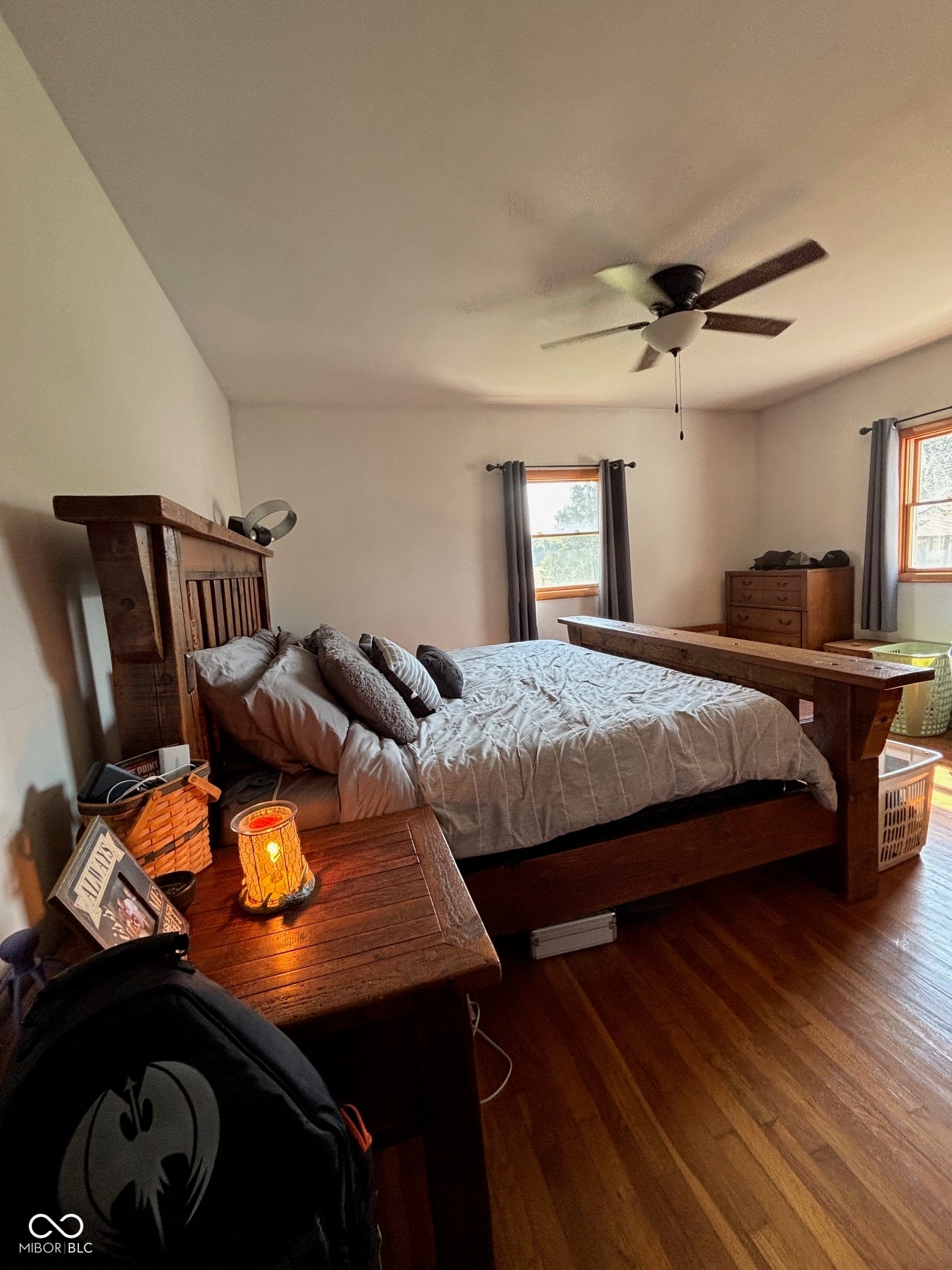 Columbus, Indiana, 47201, United States, 3 Bedrooms Bedrooms, ,2 BathroomsBathrooms,Residential,Active,1954421