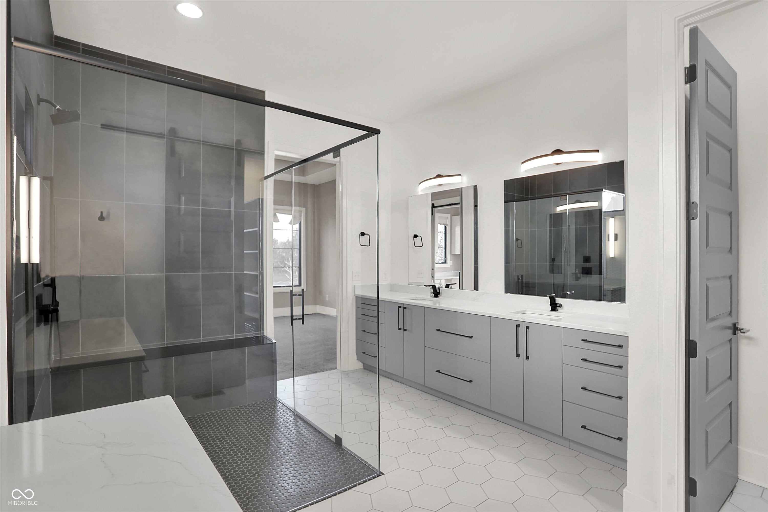 Zionsville, Indiana, 46077, United States, 4 Bedrooms Bedrooms, ,4 BathroomsBathrooms,Residential,Active,2008721