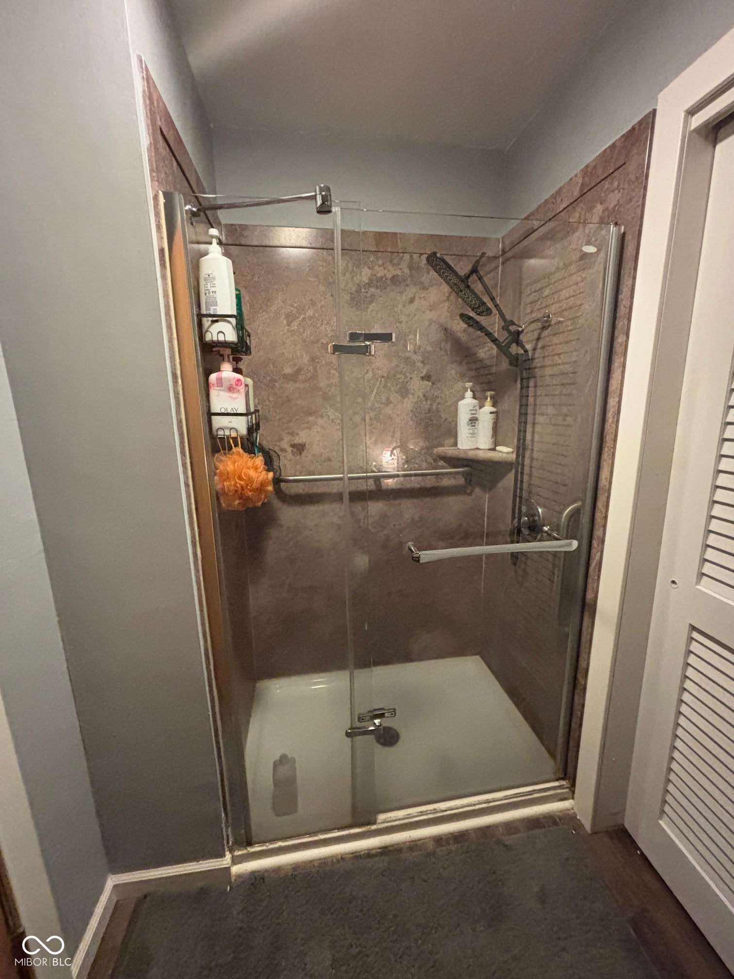 Columbus, Indiana, 47201, United States, 3 Bedrooms Bedrooms, ,2 BathroomsBathrooms,Residential,Active,1954421