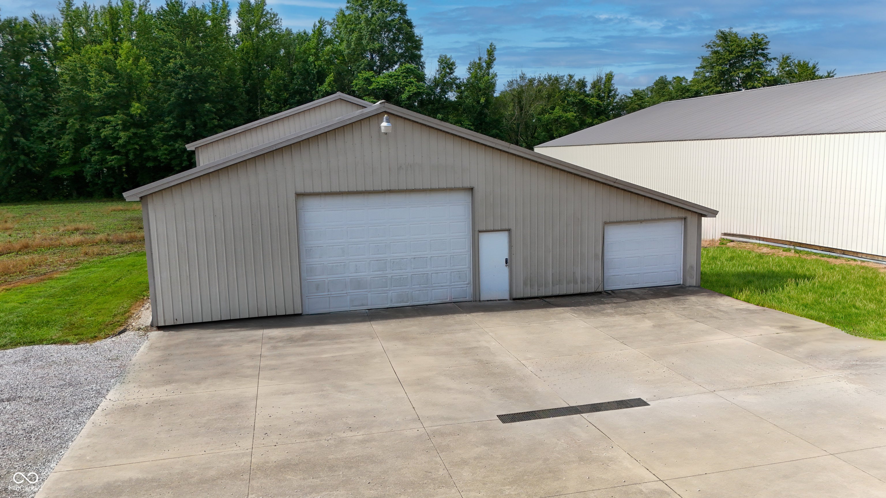 Columbus, Indiana, 47201, United States, 3 Bedrooms Bedrooms, ,3 BathroomsBathrooms,Residential,Active,1971810