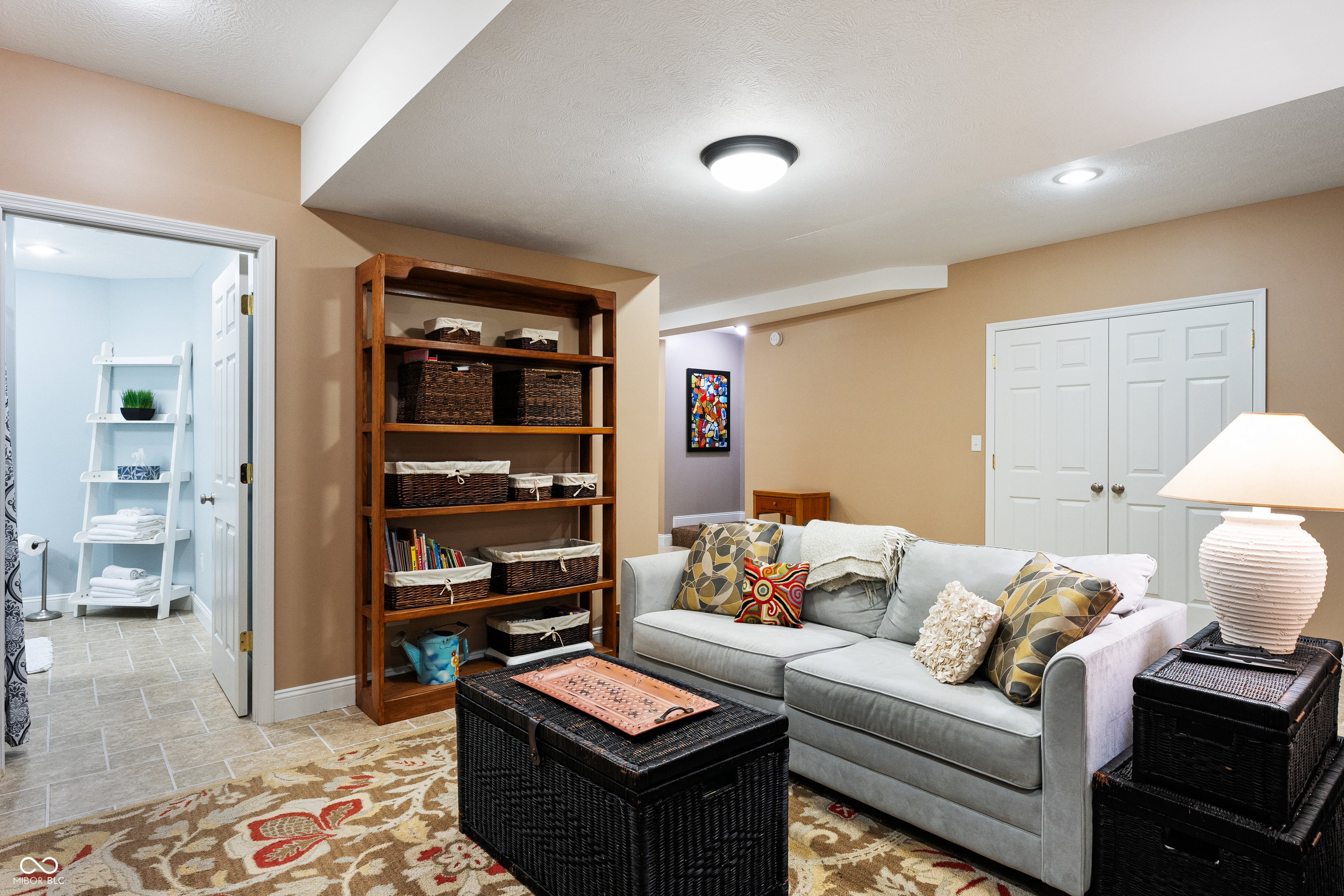 Columbus, Indiana, 47201, United States, 3 Bedrooms Bedrooms, ,3 BathroomsBathrooms,Residential,Active,1971810