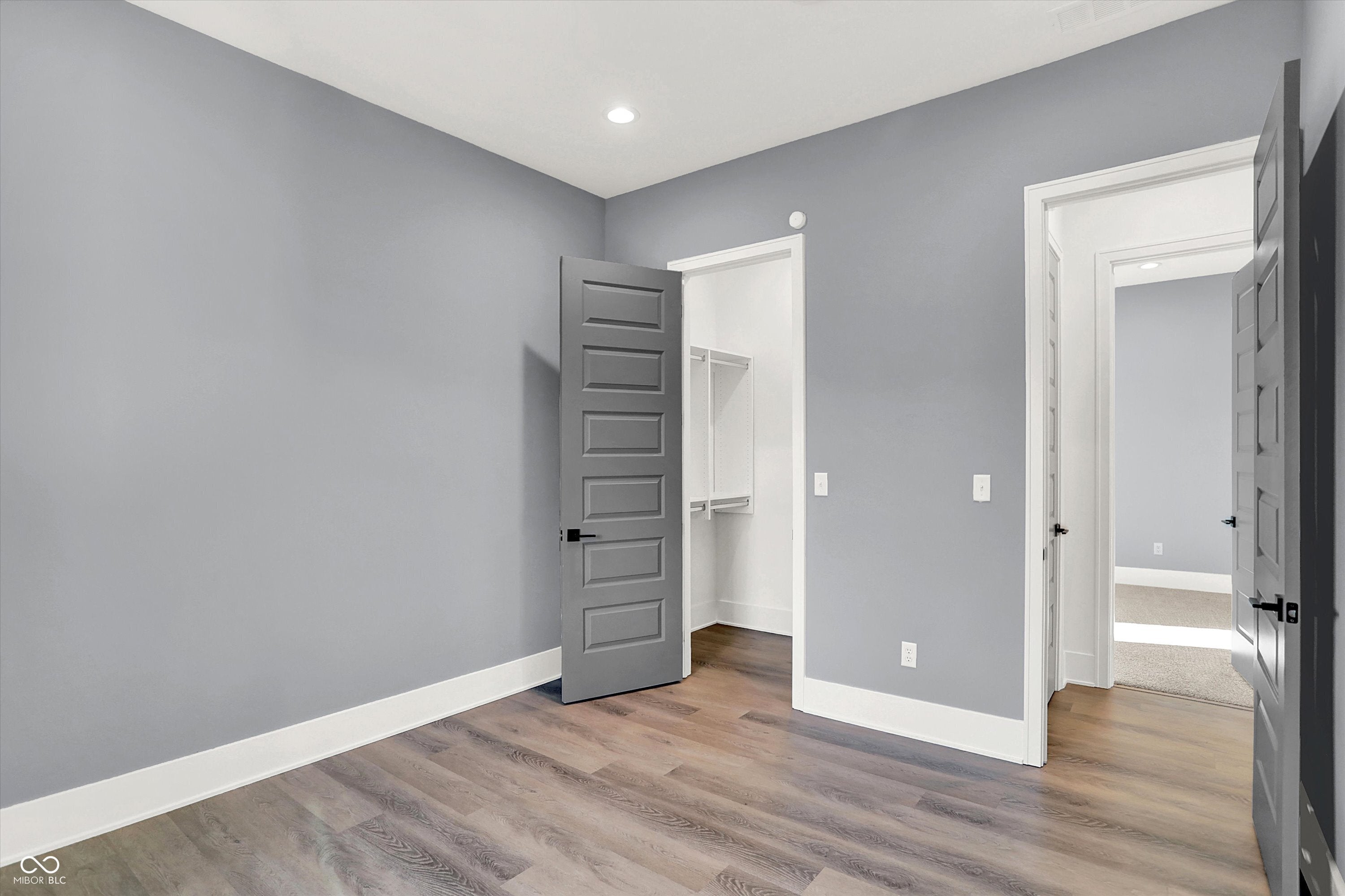 Zionsville, Indiana, 46077, United States, 4 Bedrooms Bedrooms, ,4 BathroomsBathrooms,Residential,Active,2008721