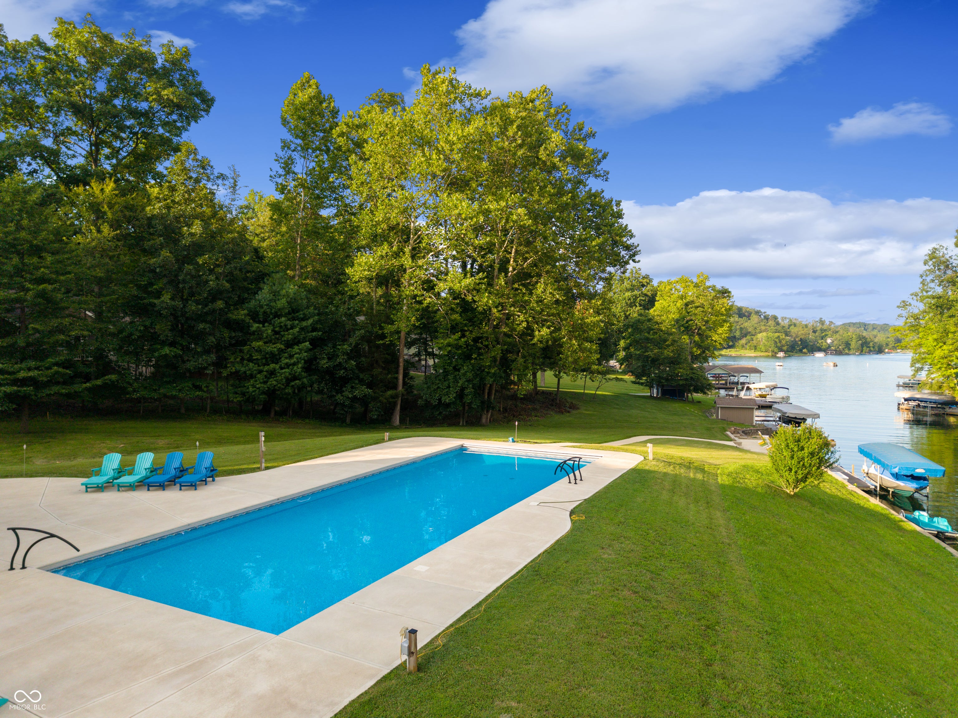 Columbus, Indiana, 47201, United States, ,4 BathroomsBathrooms,Residential,Active,1769806