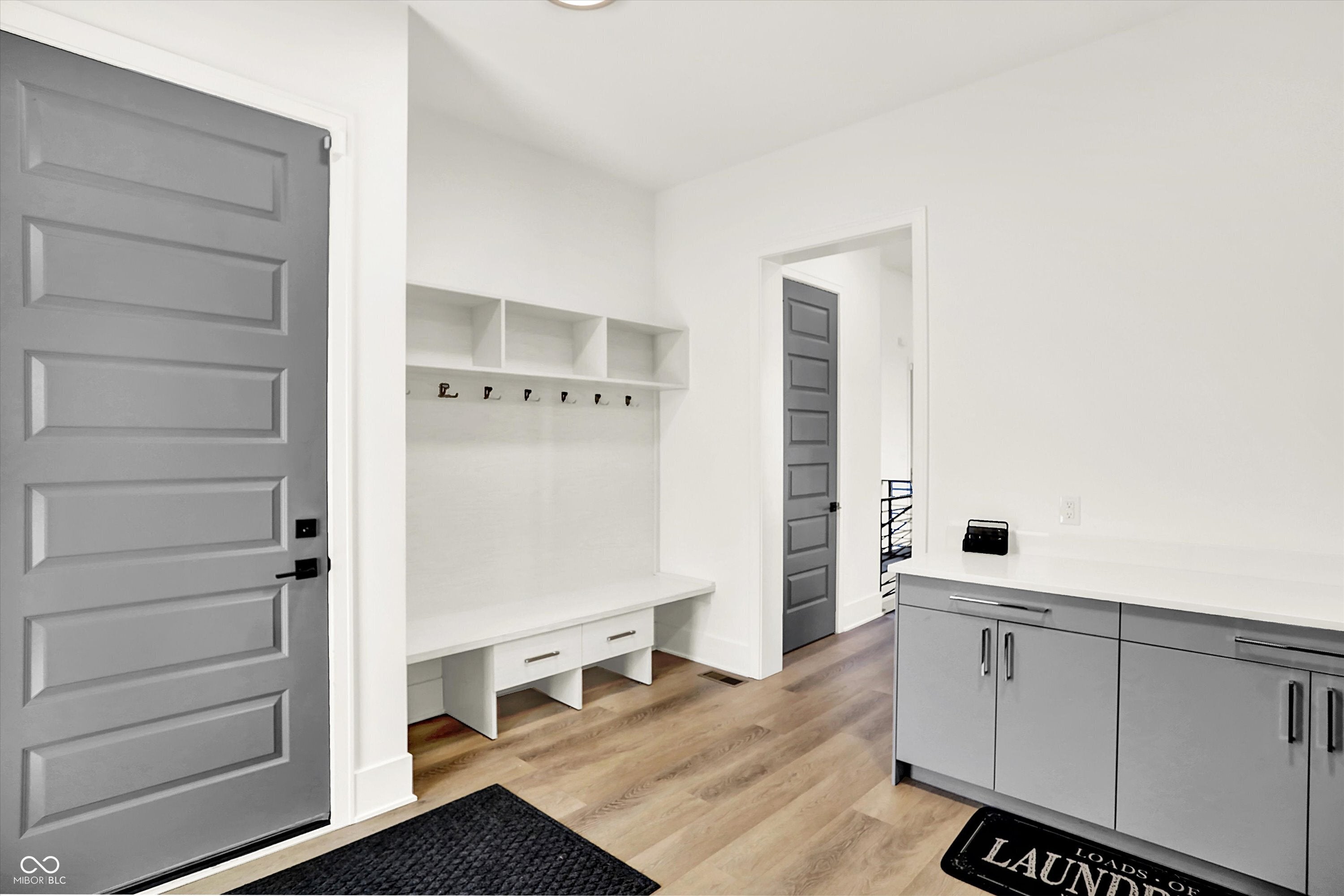 Zionsville, Indiana, 46077, United States, 4 Bedrooms Bedrooms, ,4 BathroomsBathrooms,Residential,Active,2008721