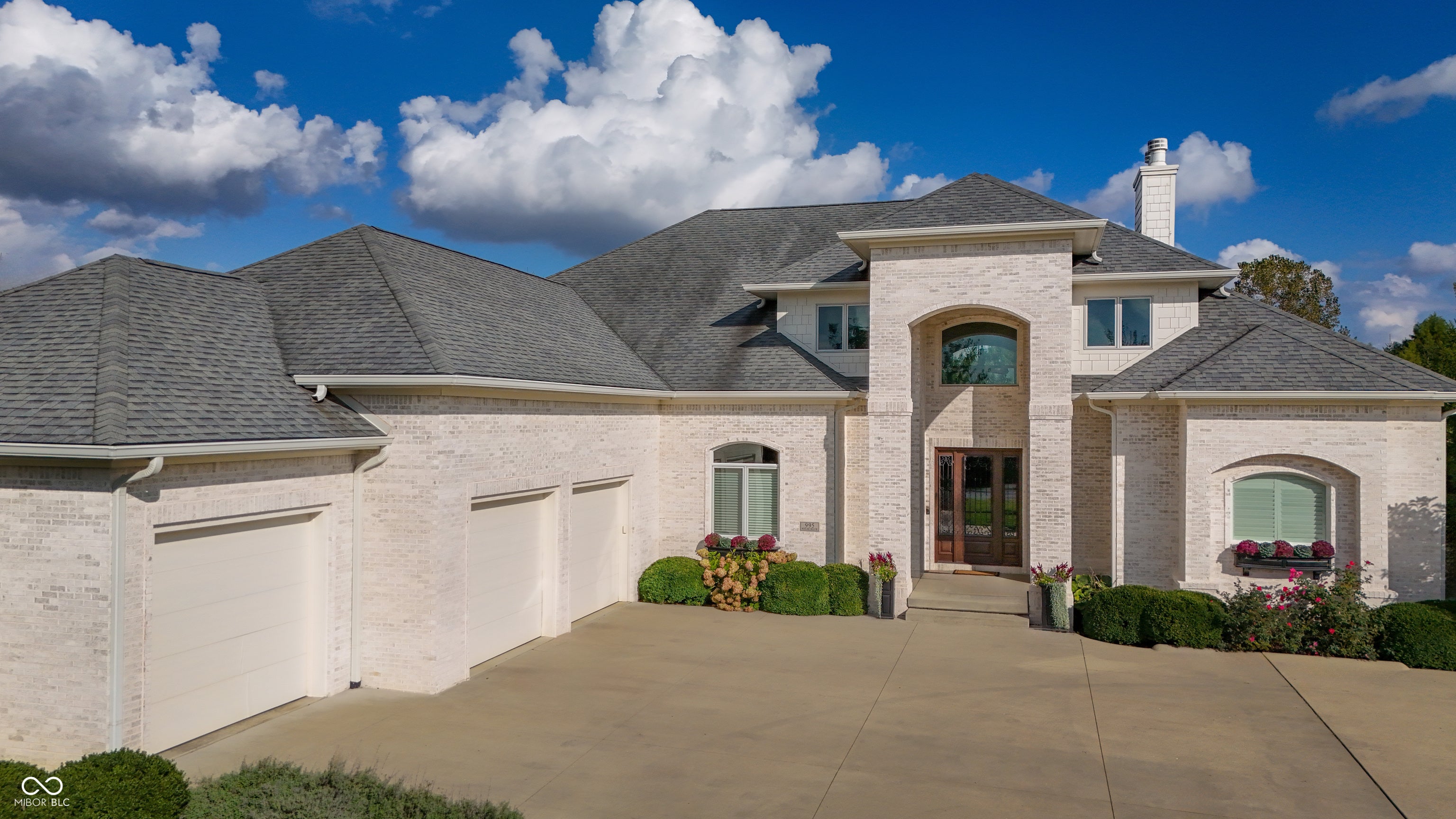 Columbus, Indiana, 47201, United States, 5 Bedrooms Bedrooms, ,5 BathroomsBathrooms,Residential,Active,1952761