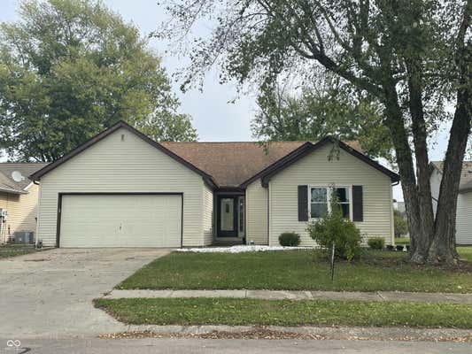 3881 VILLA DR, COLUMBUS, IN 47203 - Image 1