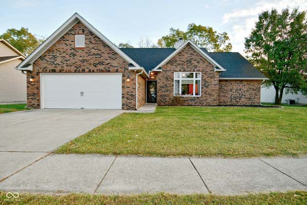 2 WOODS EDGE BLVD, GREENCASTLE, IN 46135 - Image 1