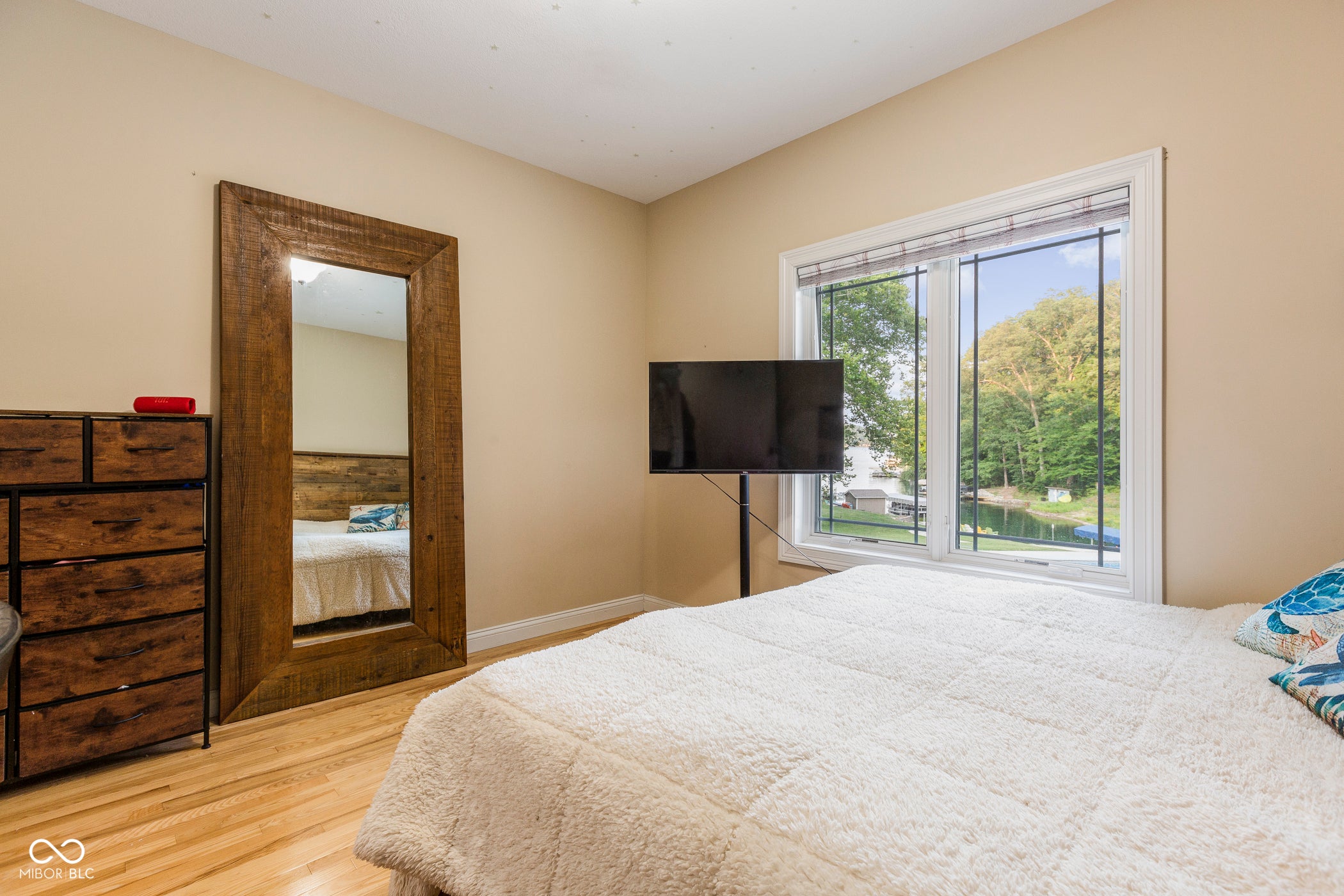 Columbus, Indiana, 47201, United States, ,4 BathroomsBathrooms,Residential,Active,1769806