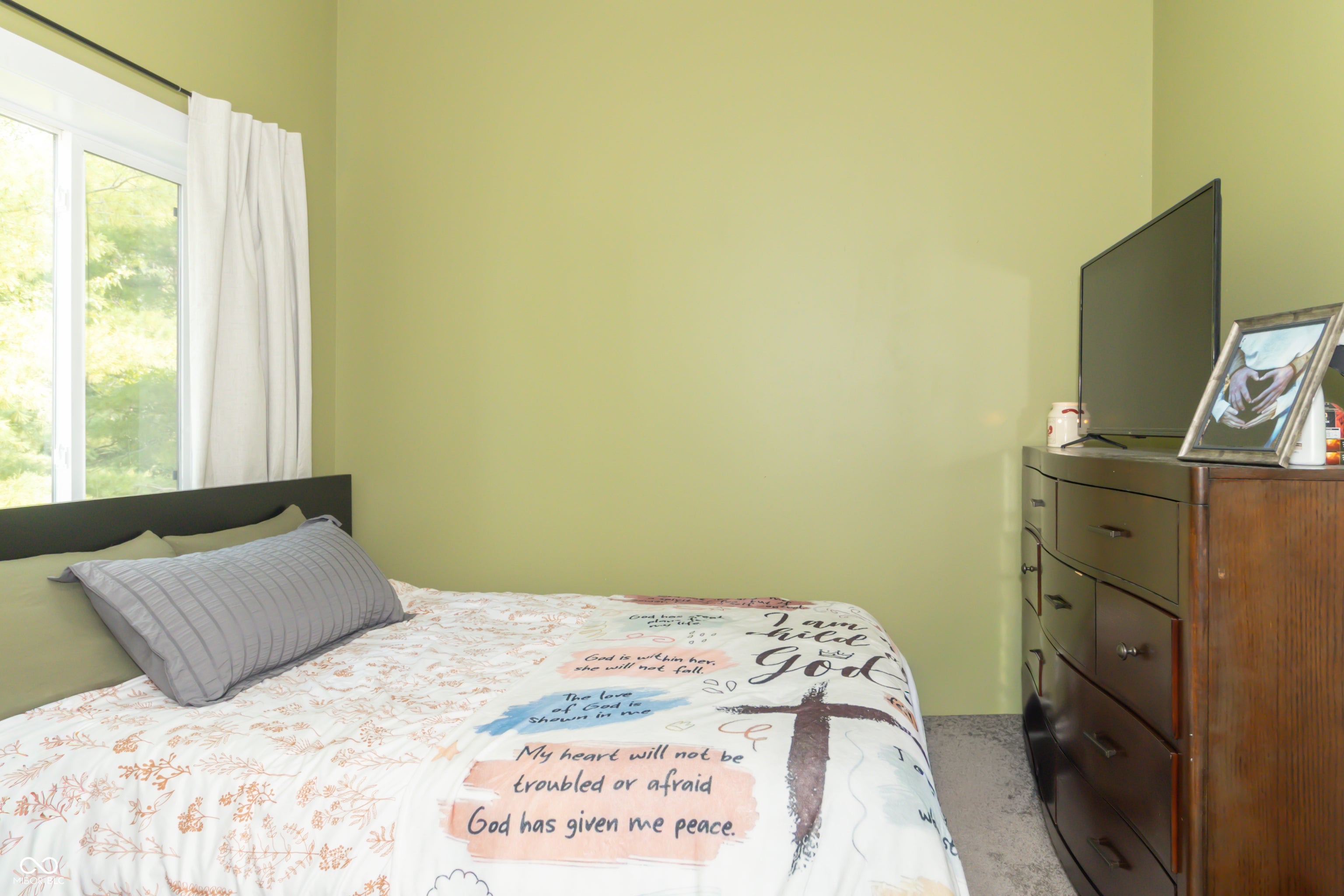 Markleville, Indiana, 46056, United States, 4 Bedrooms Bedrooms, ,5 BathroomsBathrooms,Residential,Active,1942389