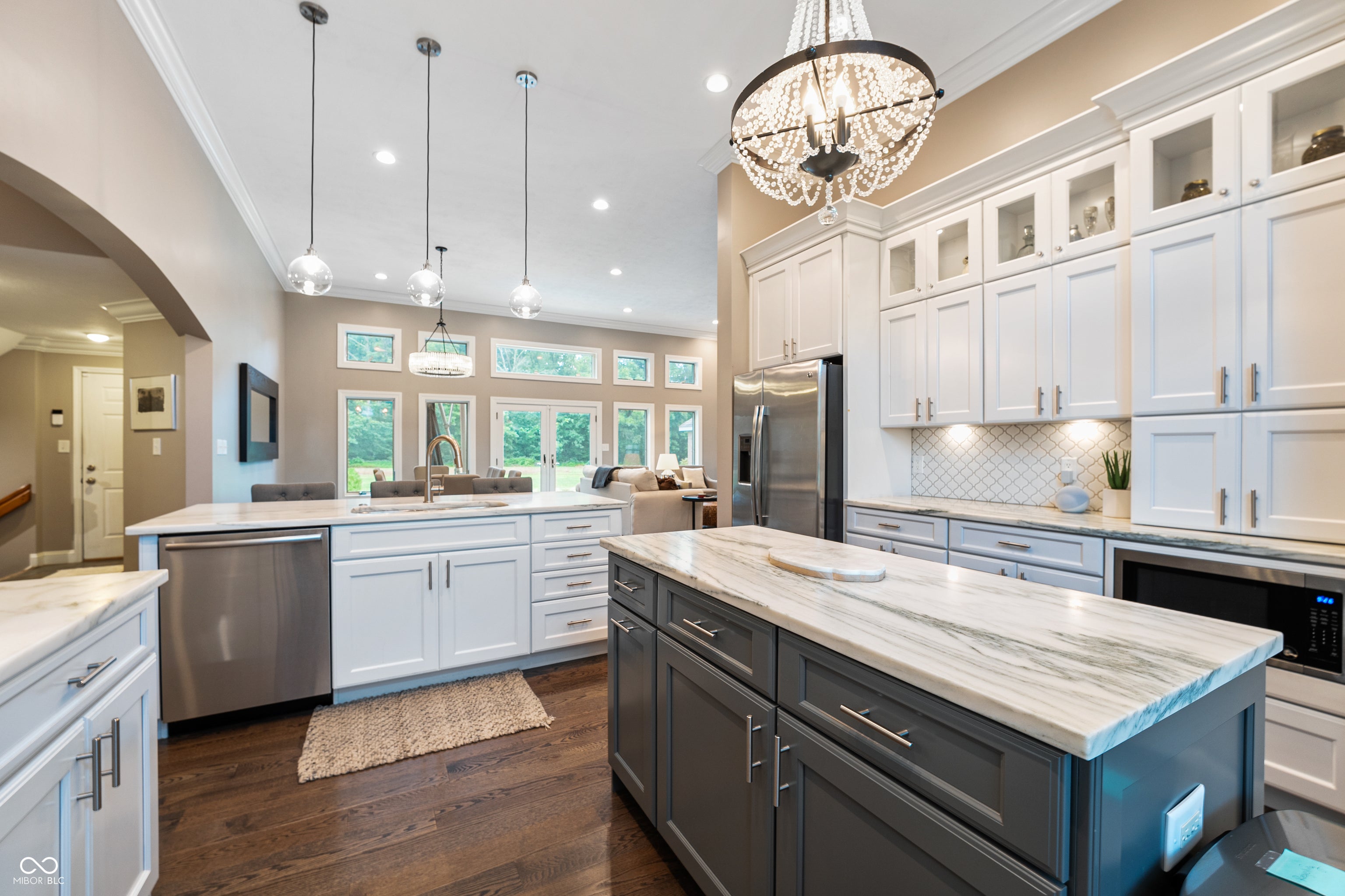 Columbus, Indiana, 47201, United States, 3 Bedrooms Bedrooms, ,3 BathroomsBathrooms,Residential,Active,1971810