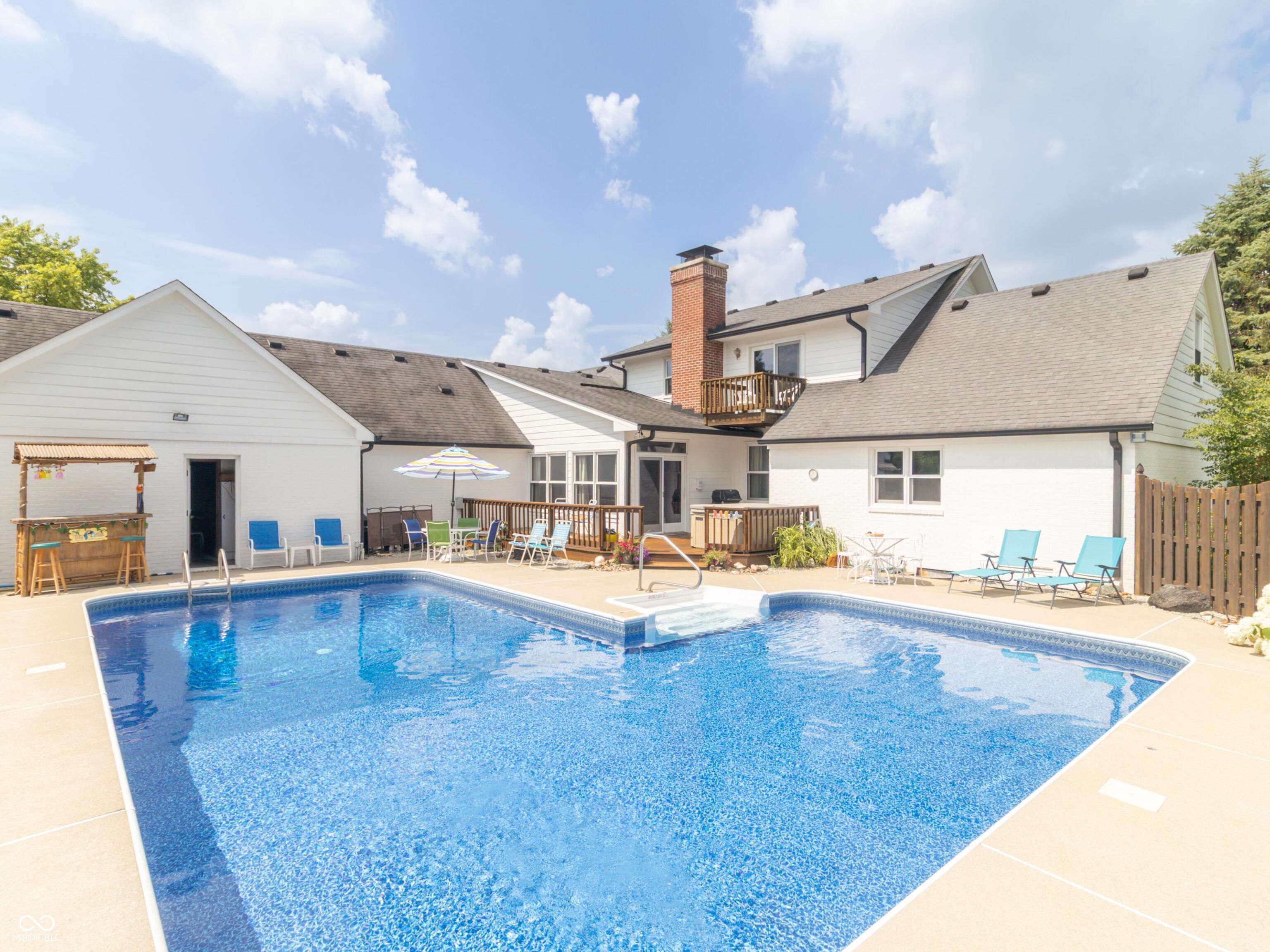 Greenfield, Indiana, 46140, United States, 5 Bedrooms Bedrooms, ,5 BathroomsBathrooms,Residential,Active,1871587