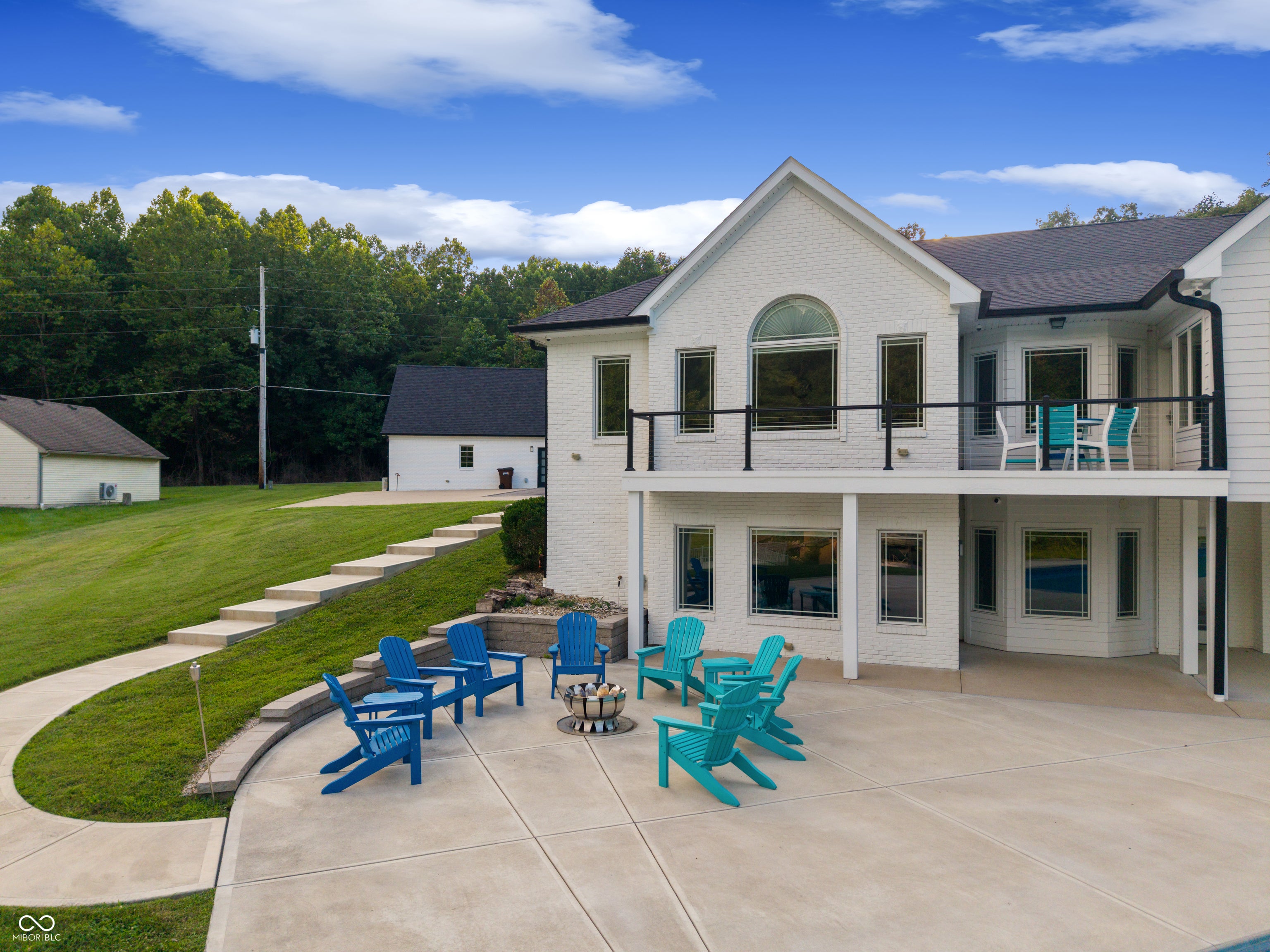 Columbus, Indiana, 47201, United States, ,4 BathroomsBathrooms,Residential,Active,1769806