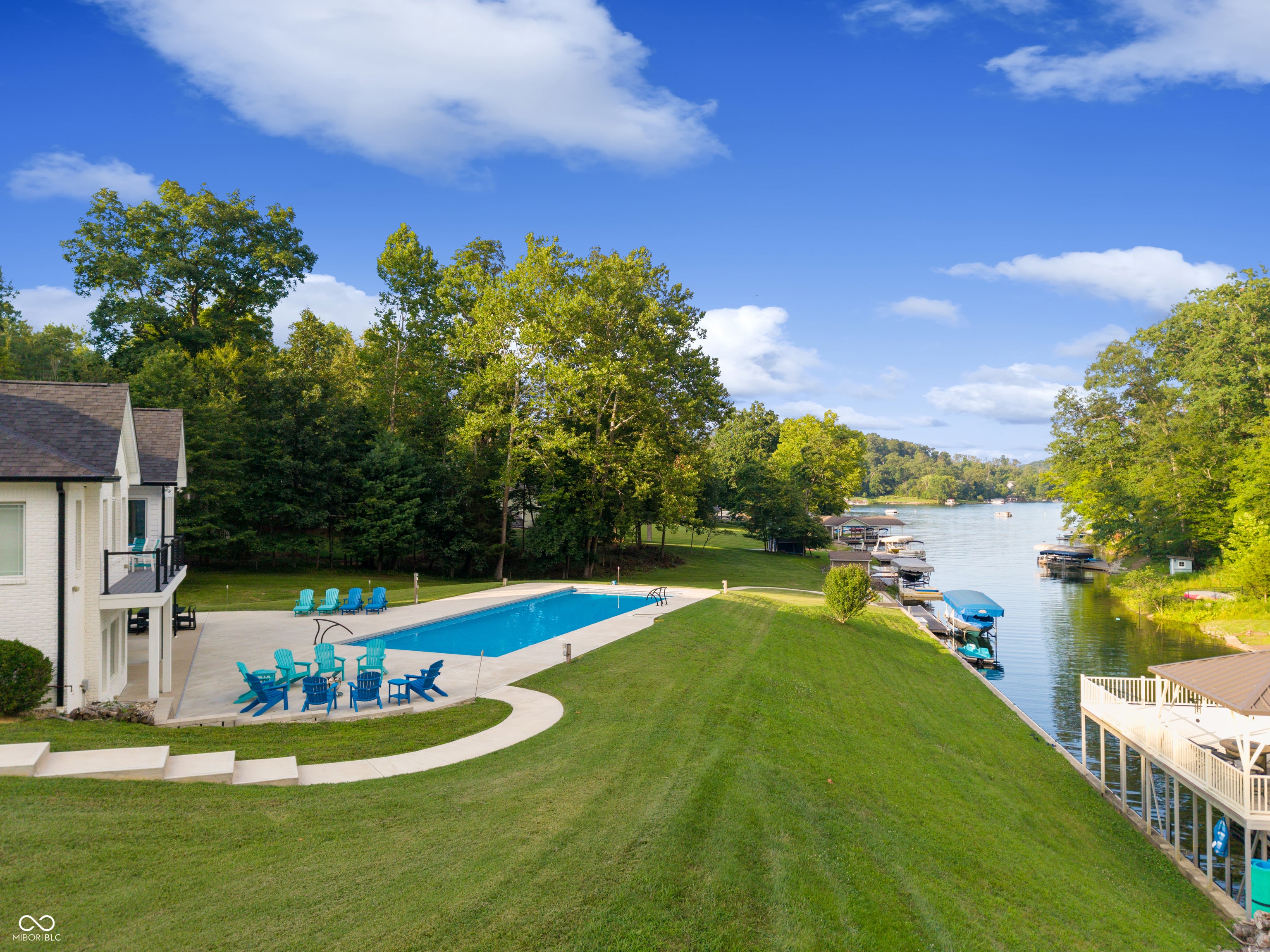 Columbus, Indiana, 47201, United States, ,4 BathroomsBathrooms,Residential,Active,1769806