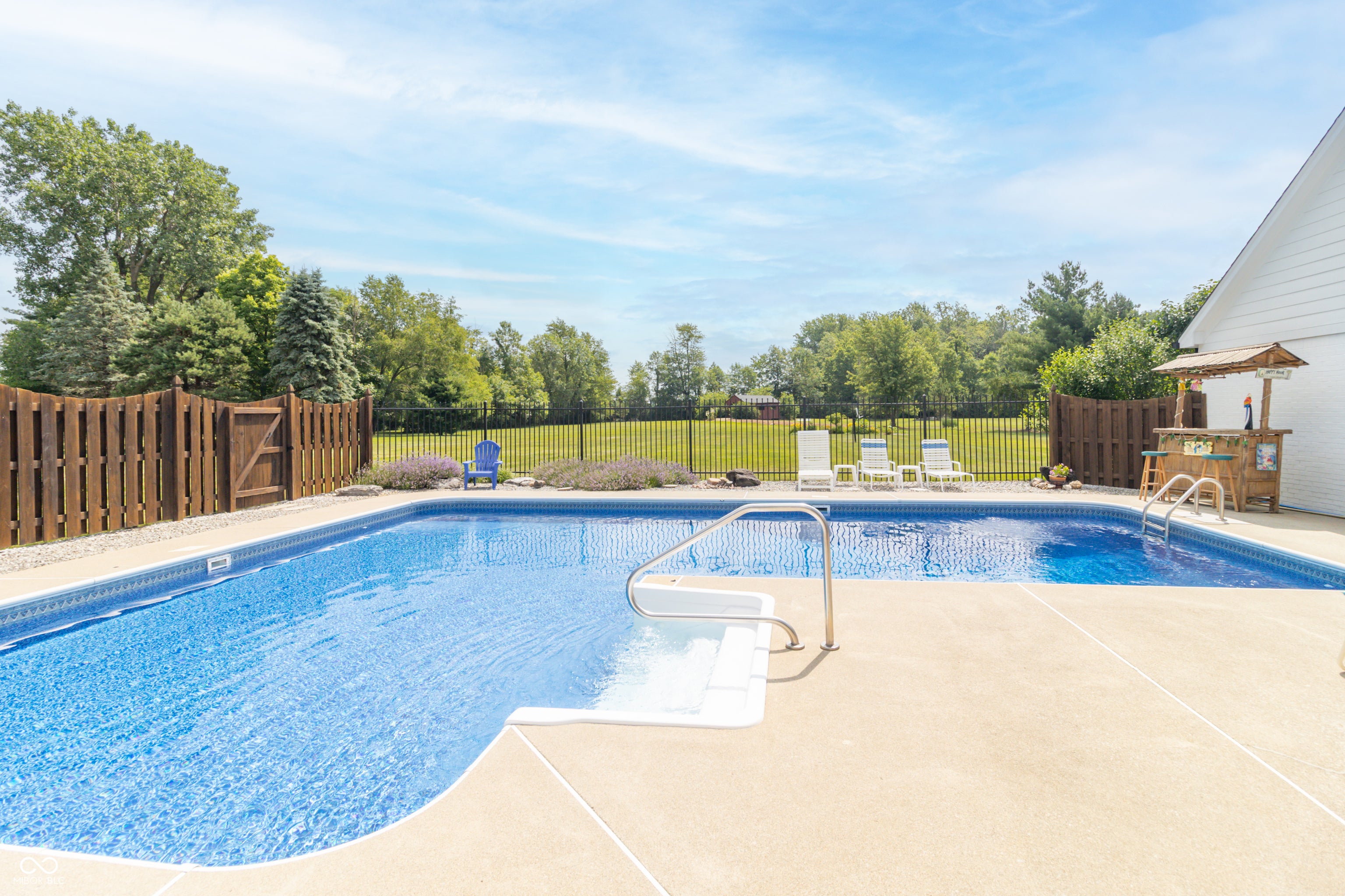 Greenfield, Indiana, 46140, United States, 5 Bedrooms Bedrooms, ,5 BathroomsBathrooms,Residential,Active,1871587