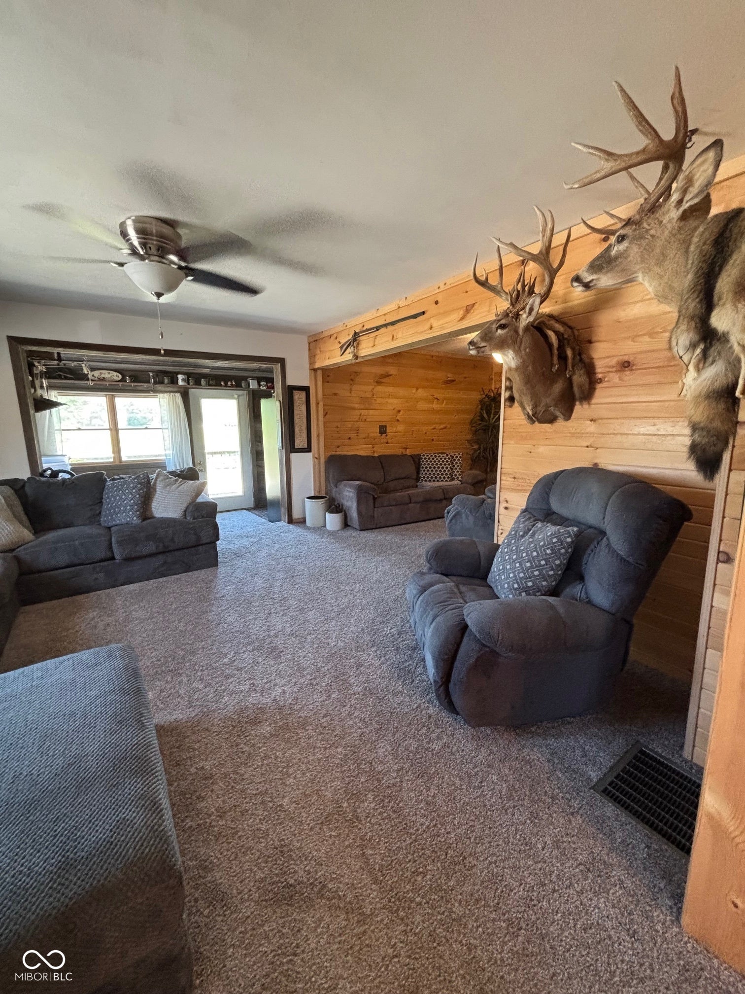 Columbus, Indiana, 47201, United States, 3 Bedrooms Bedrooms, ,2 BathroomsBathrooms,Residential,Active,1954421