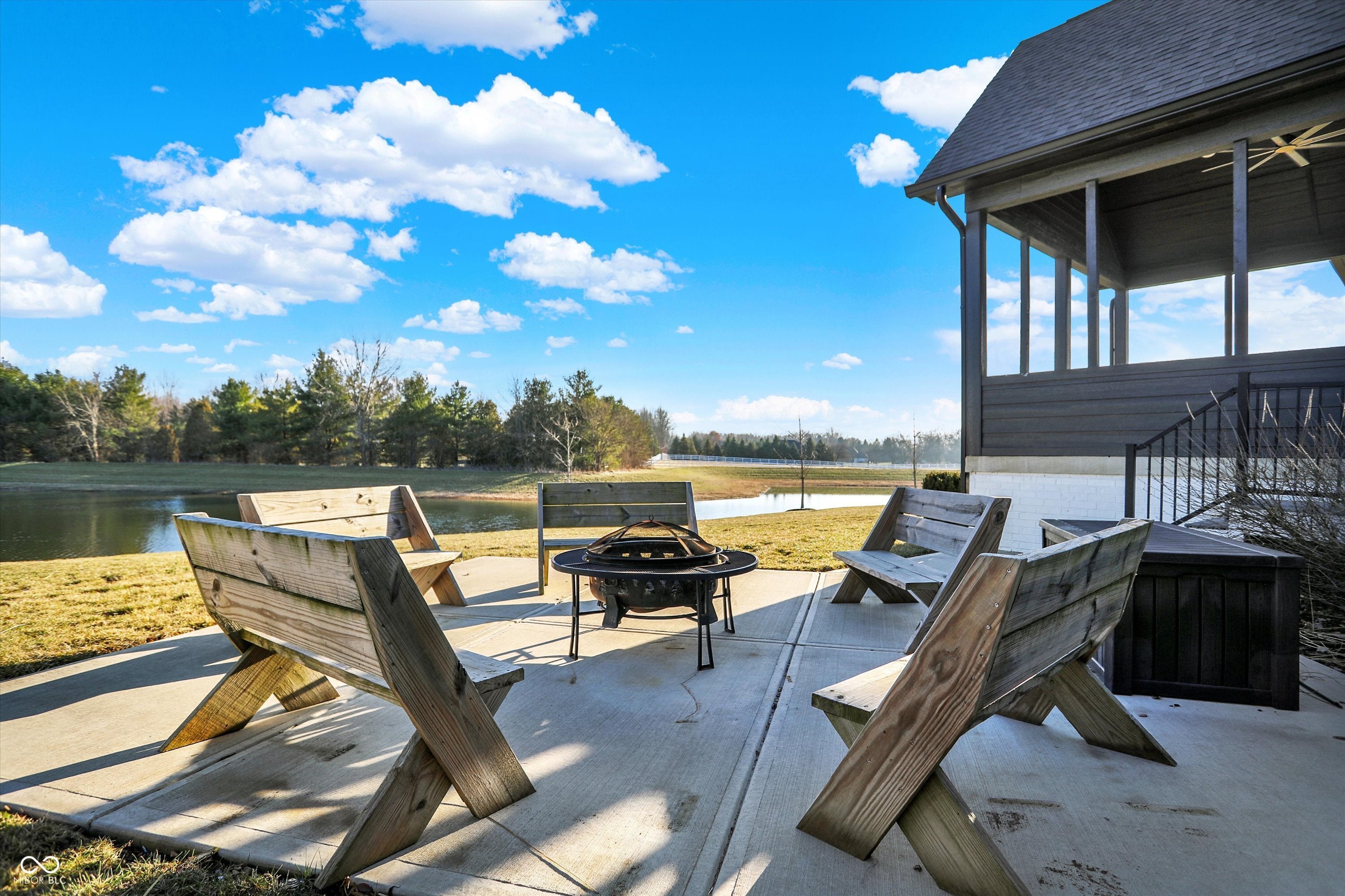 Zionsville, Indiana, 46077, United States, 4 Bedrooms Bedrooms, ,4 BathroomsBathrooms,Residential,Active,2008721