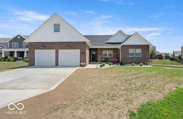 2136 FOXFIRE LN, KOKOMO, IN 46902 - Image 1