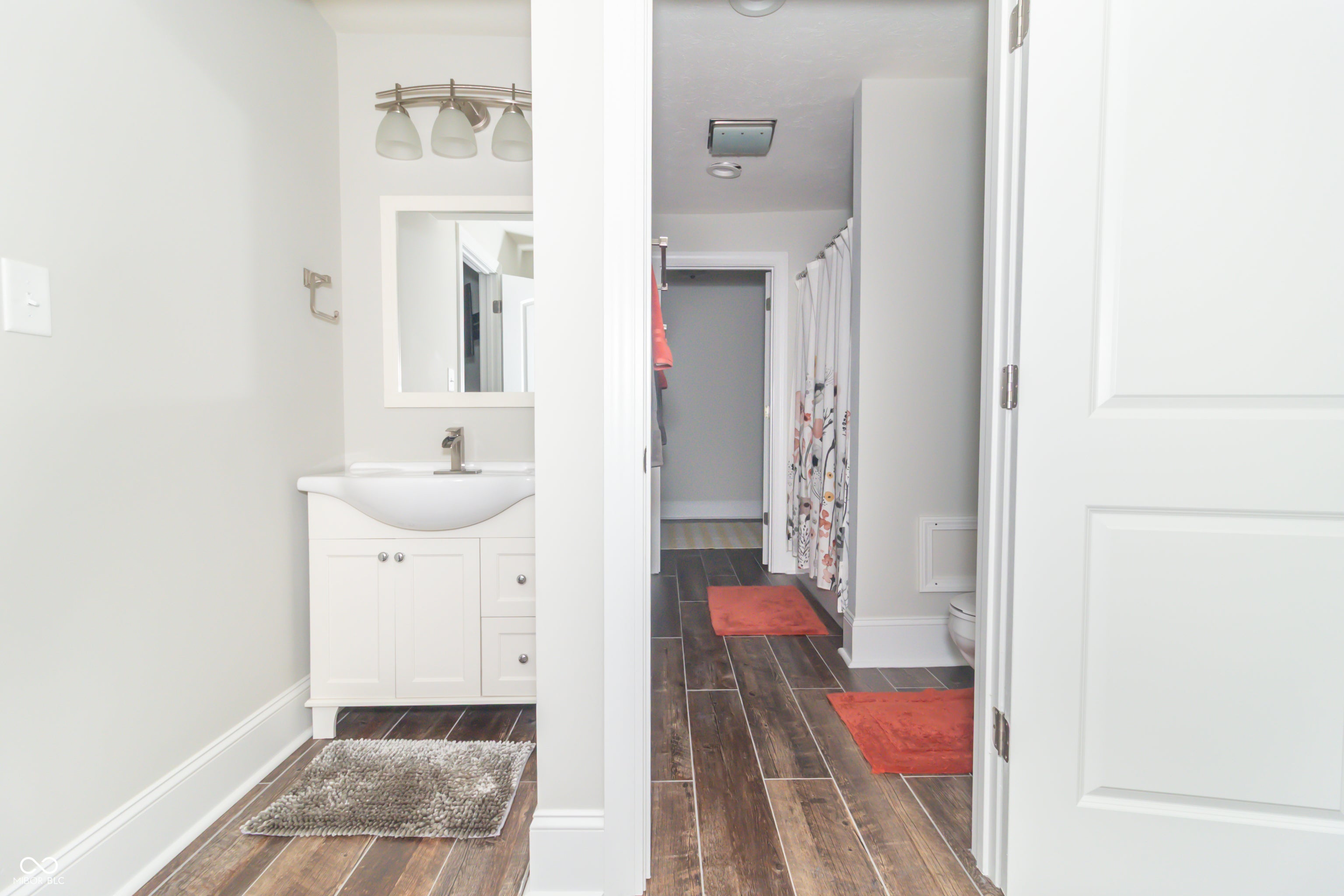 Markleville, Indiana, 46056, United States, 4 Bedrooms Bedrooms, ,5 BathroomsBathrooms,Residential,Active,1942389