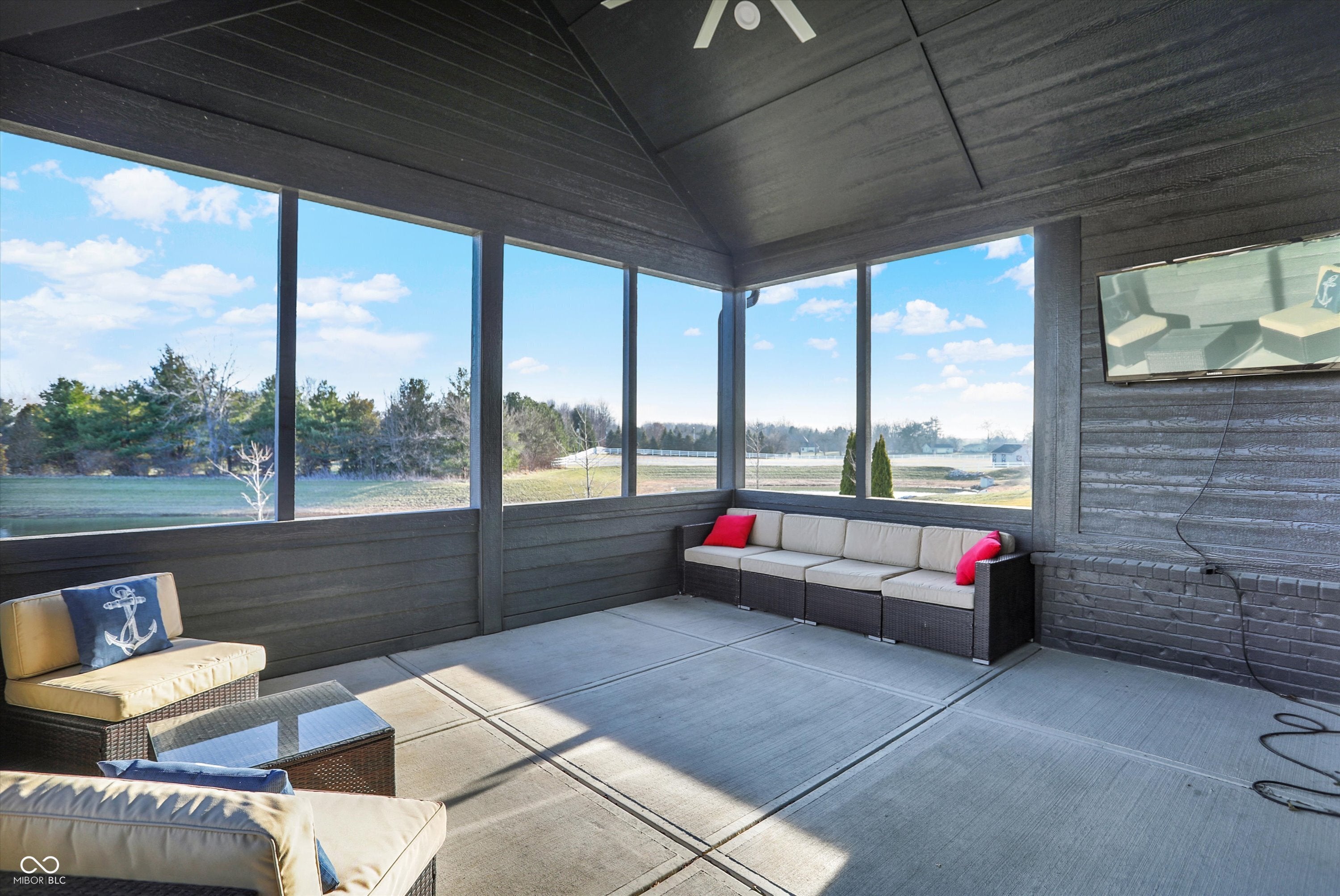 Zionsville, Indiana, 46077, United States, 4 Bedrooms Bedrooms, ,4 BathroomsBathrooms,Residential,Active,2008721