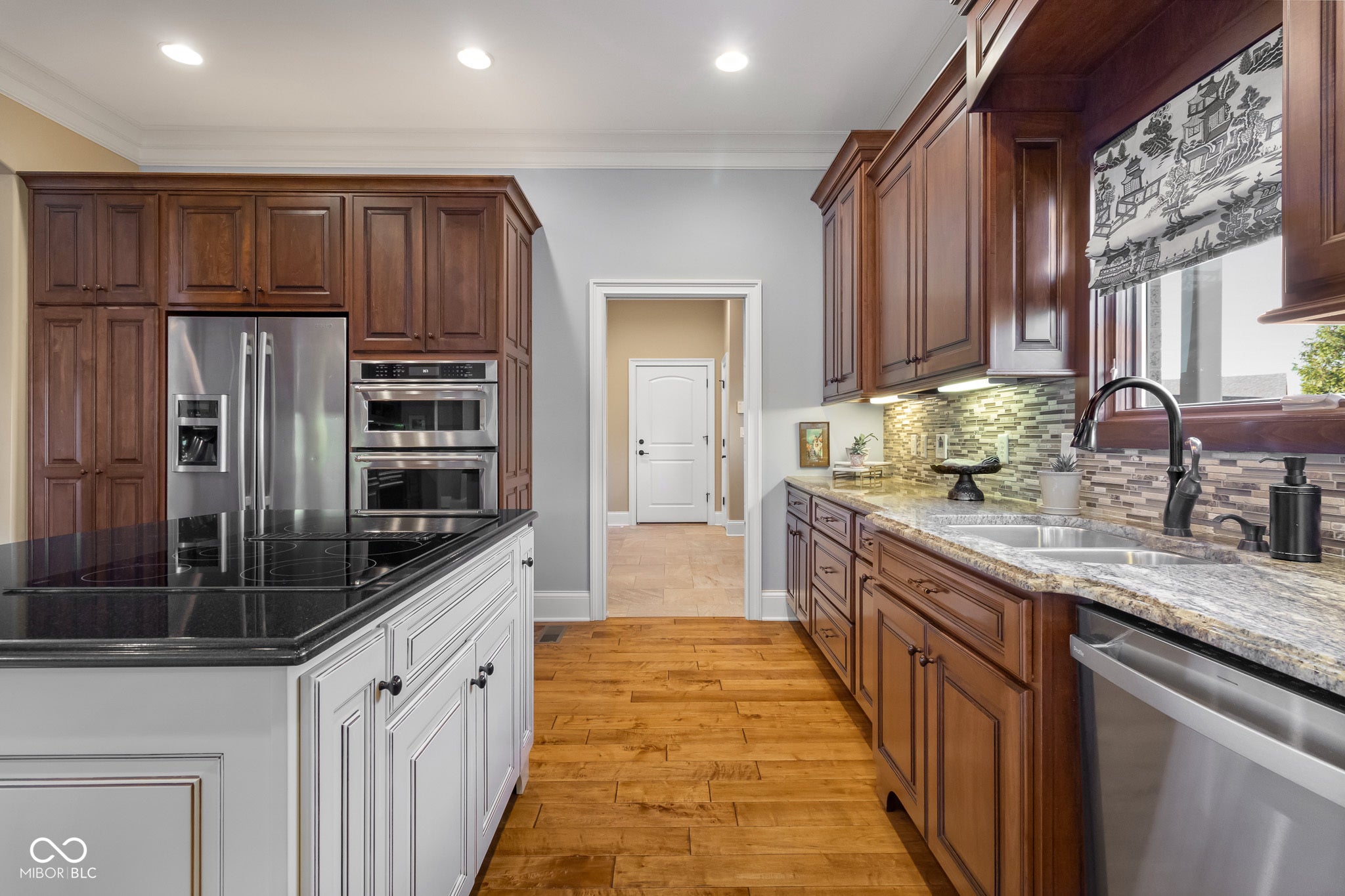 Columbus, Indiana, 47201, United States, 5 Bedrooms Bedrooms, ,5 BathroomsBathrooms,Residential,Active,1952761