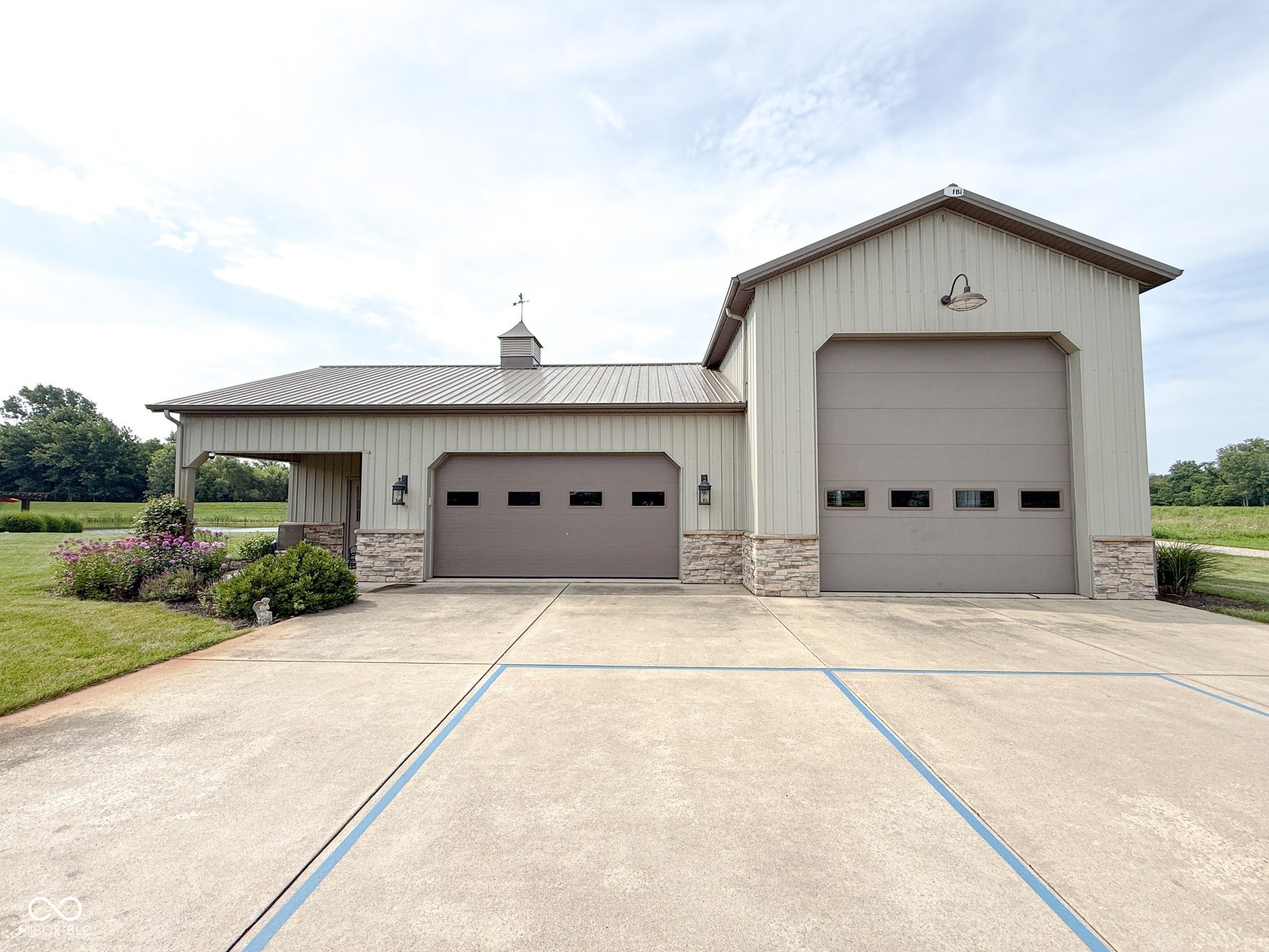 Lafayette, Indiana, 47909, United States, 3 Bedrooms Bedrooms, ,3 BathroomsBathrooms,Residential,Active,1903213
