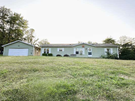 5541 S LAKESHORE EAST DR, CRAWFORDSVILLE, IN 47933 - Image 1