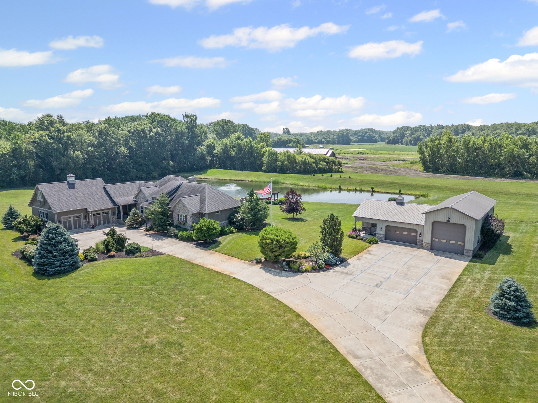 Lafayette, Indiana, 47909, United States, 3 Bedrooms Bedrooms, ,3 BathroomsBathrooms,Residential,Active,1903213