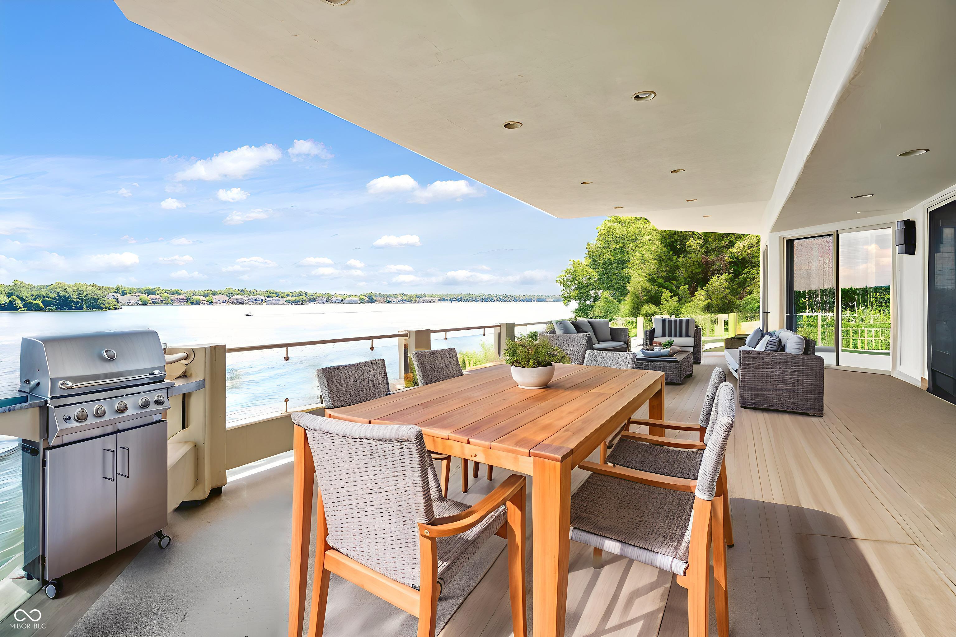 Indianapolis, Indiana, 46256, United States, 4 Bedrooms Bedrooms, ,7 BathroomsBathrooms,Residential,Active,1933721