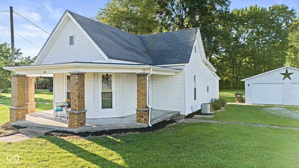 602 MOORE ST, CROTHERSVILLE, IN 47229 - Image 1