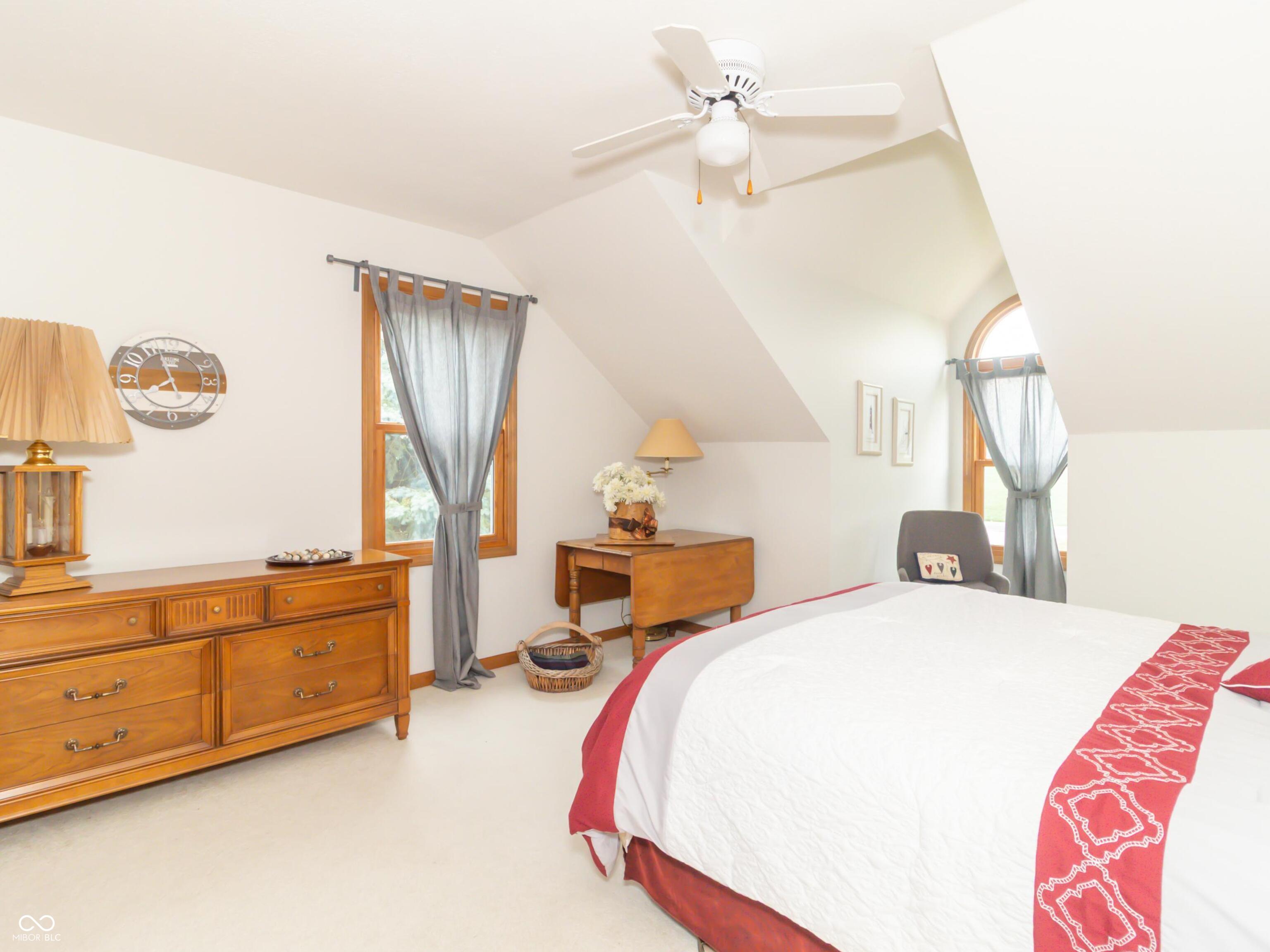 Greenfield, Indiana, 46140, United States, 5 Bedrooms Bedrooms, ,5 BathroomsBathrooms,Residential,Active,1871587