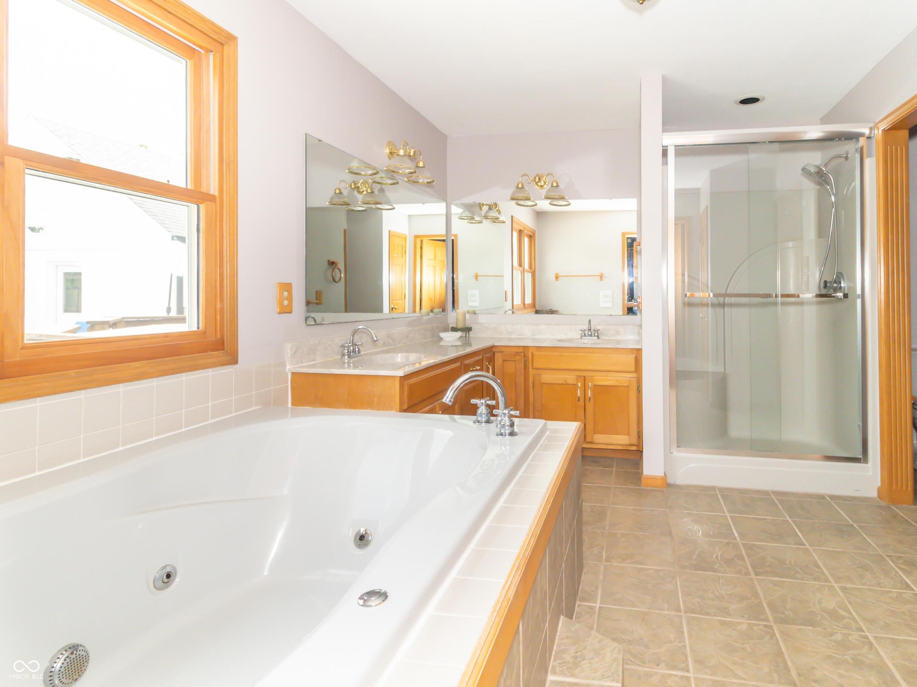 Greenfield, Indiana, 46140, United States, 5 Bedrooms Bedrooms, ,5 BathroomsBathrooms,Residential,Active,1871587