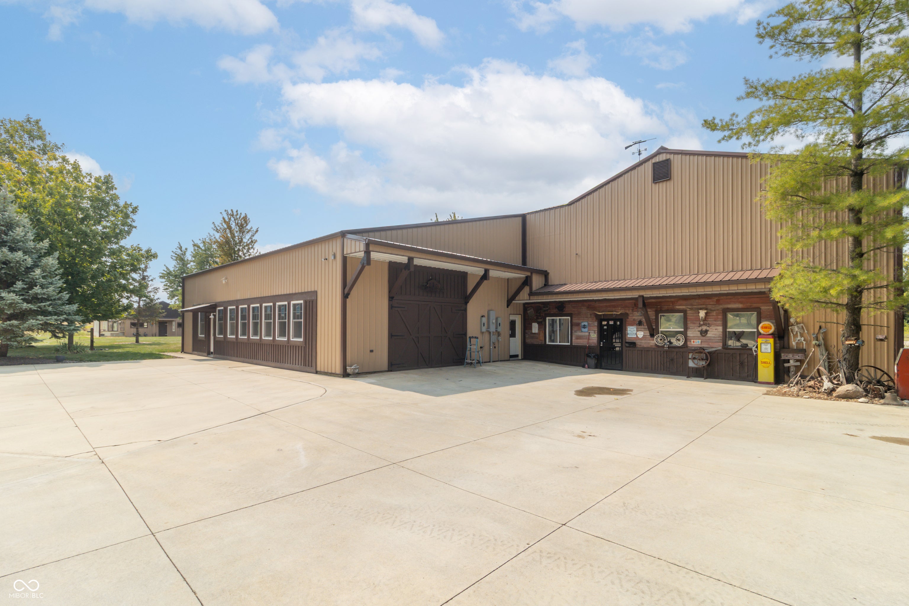Markleville, Indiana, 46056, United States, 4 Bedrooms Bedrooms, ,5 BathroomsBathrooms,Residential,Active,1942389