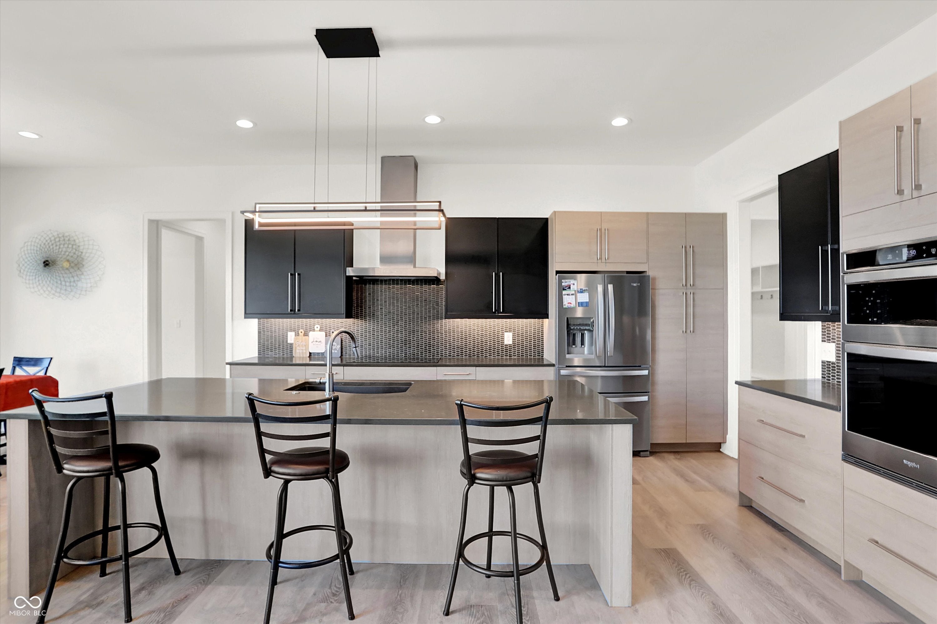 Zionsville, Indiana, 46077, United States, 4 Bedrooms Bedrooms, ,4 BathroomsBathrooms,Residential,Active,2008721