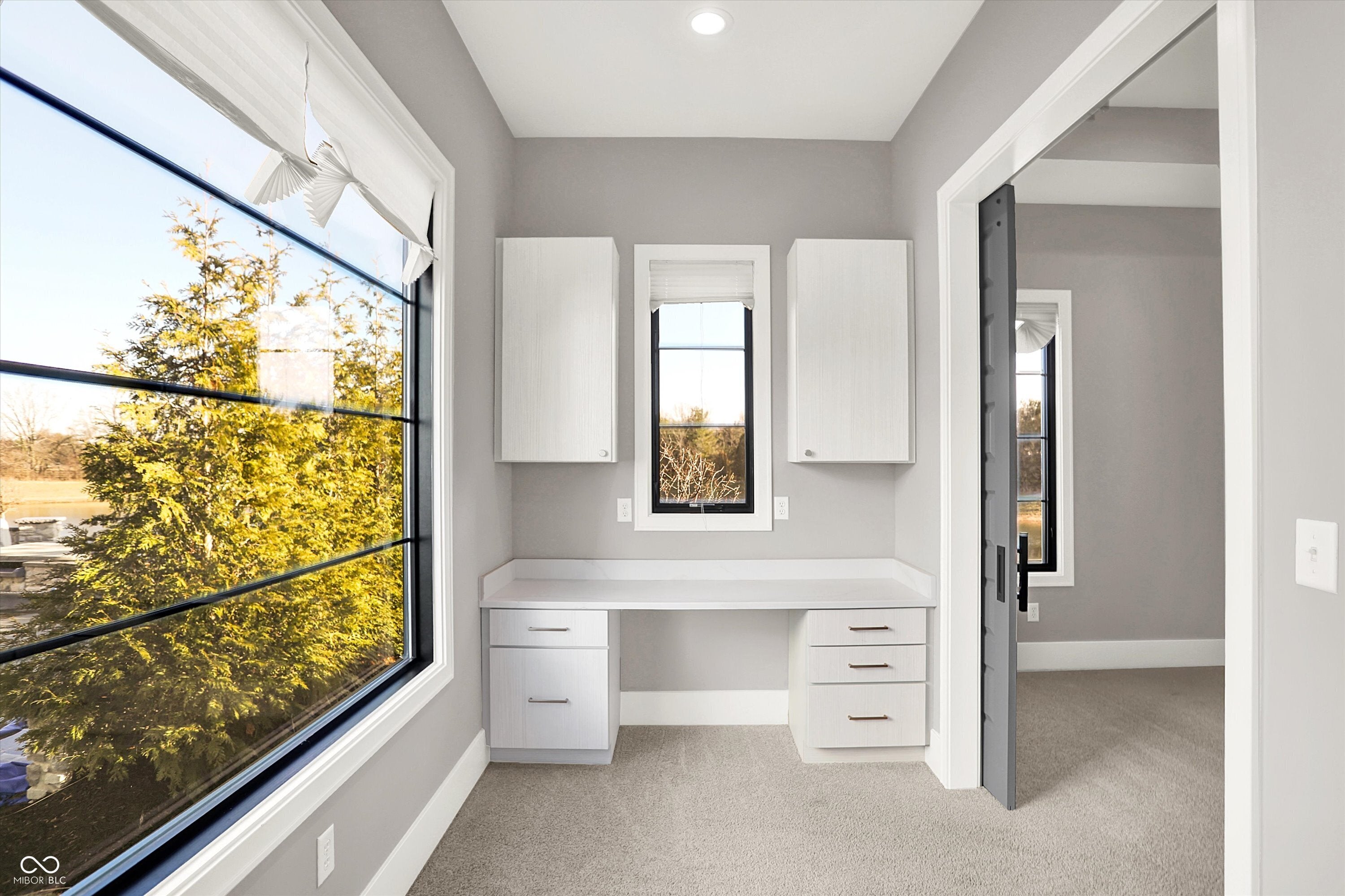 Zionsville, Indiana, 46077, United States, 4 Bedrooms Bedrooms, ,4 BathroomsBathrooms,Residential,Active,2008721